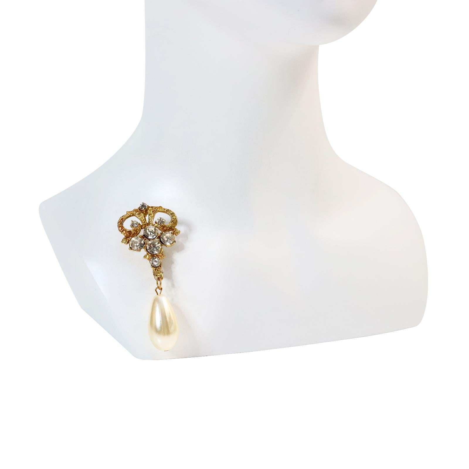 Modern Vintage Gold Rhinestone with Faux Dangling Pearl Brooch Circa 1960s For Sale