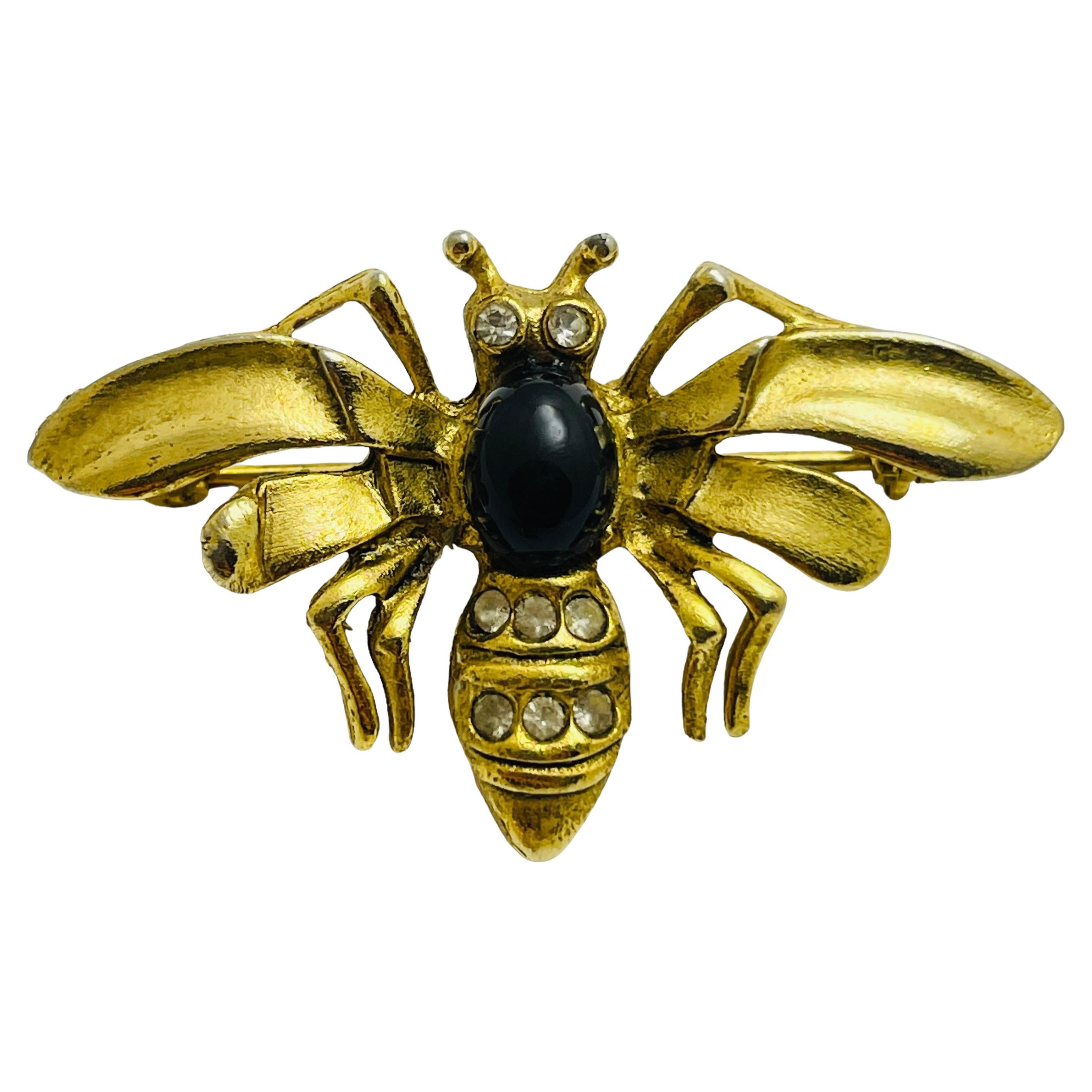 Vintage gold rhinestones bee insect figural designer brooch For Sale