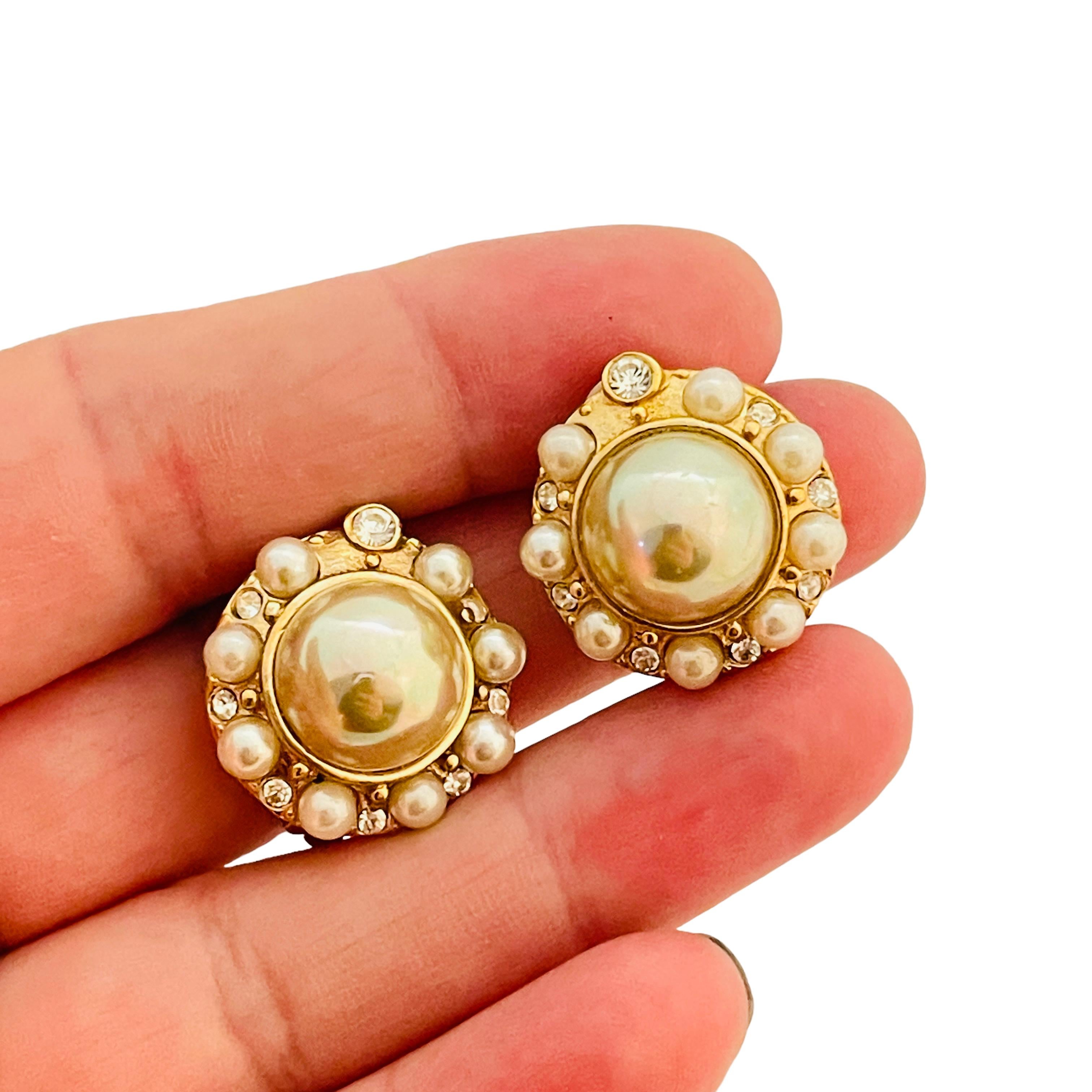 Vintage gold rhinestones pearl designer runway clip on earrings For Sale 1