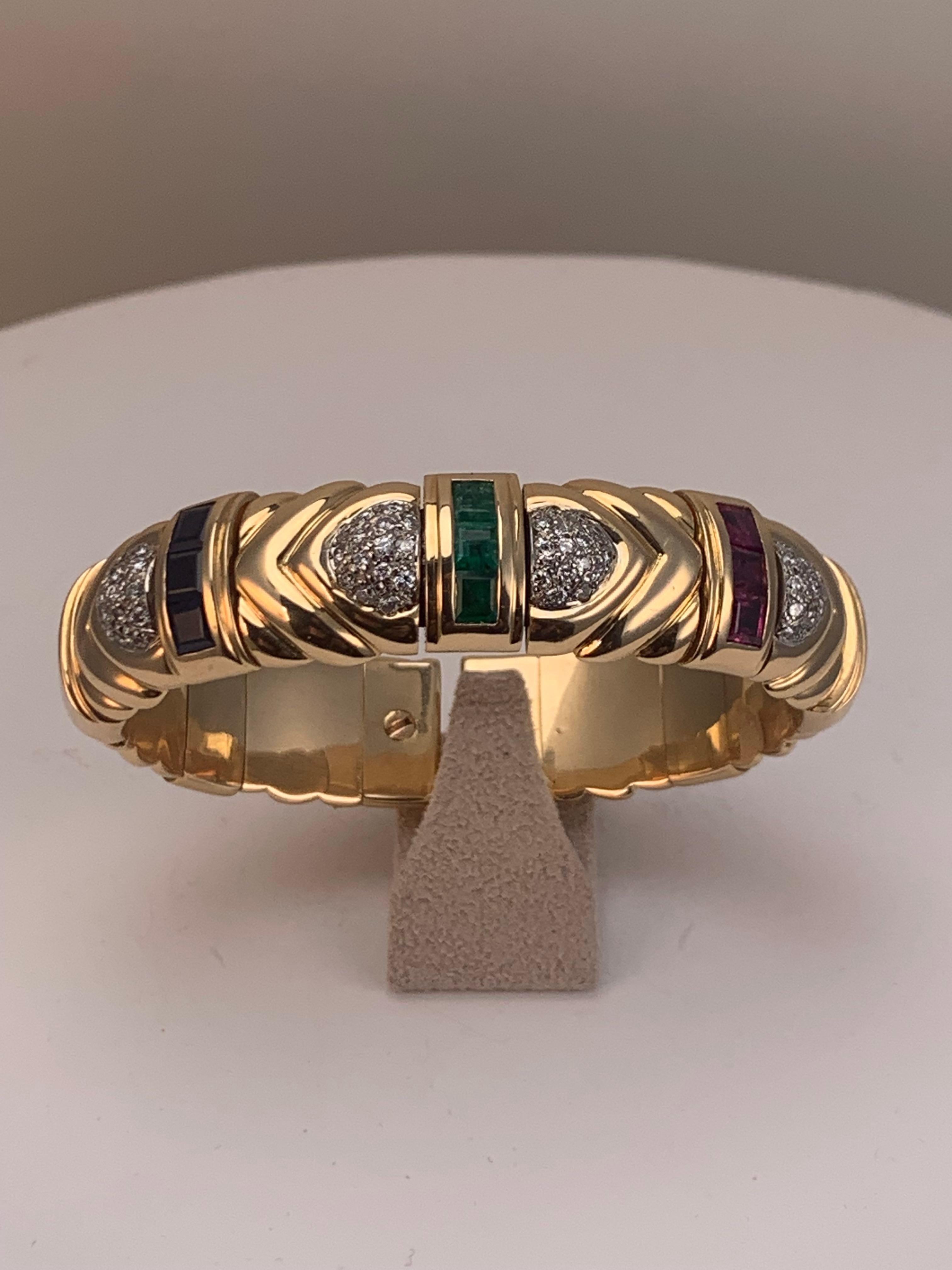 Vintage Gold Rigid Bangle with Sapphires, Emeralds, Rubies and Diamonds For Sale 2