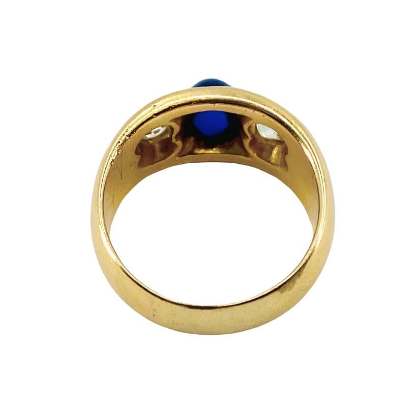 Anello d'oro vintage a tre pietre con fascia francese in vendita 3