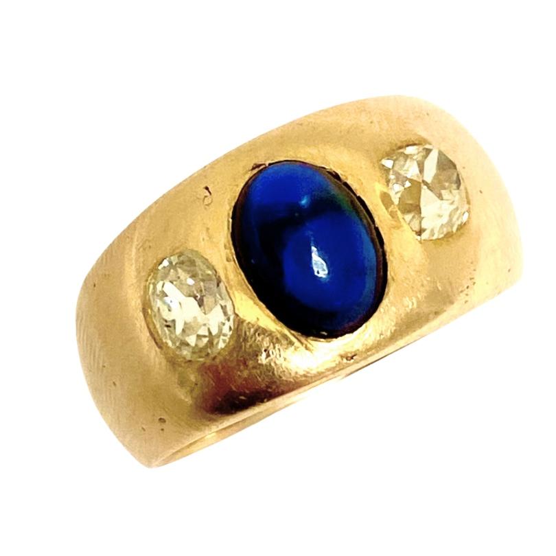 Anello d'oro vintage a tre pietre con fascia francese in vendita 4