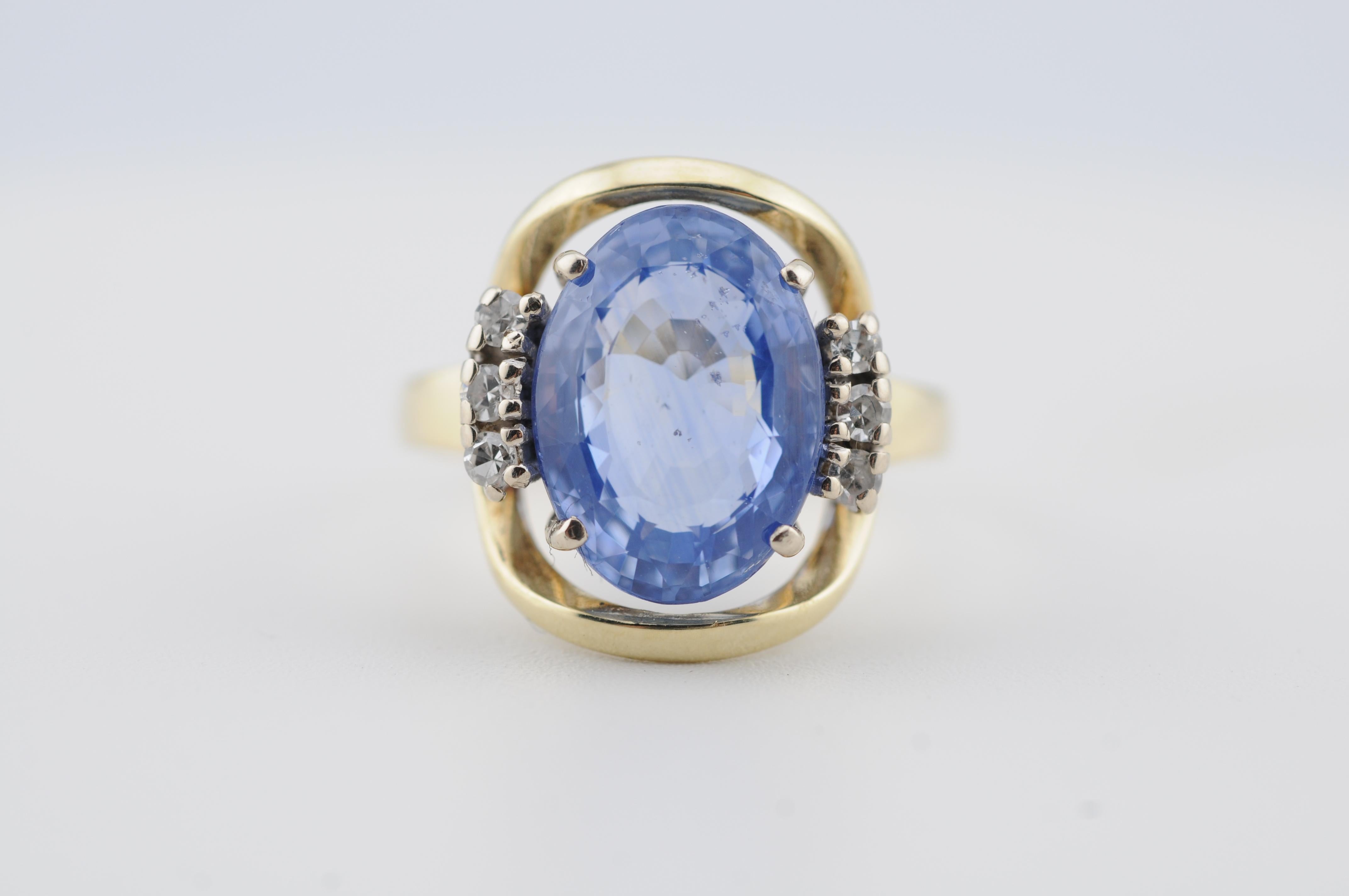 Women's or Men's Vintage Gold Ring with 7.18ct Blue Ceylon Sapphire no heat