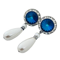 Vintage gold rivioli glass clear rhinestones drop pearl designer earrings