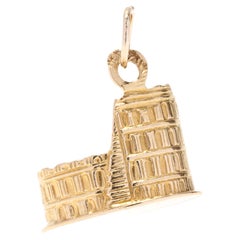Vintage Gold Roman Coliseum Charm, 18K Yellow Gold, World Traveler Charm