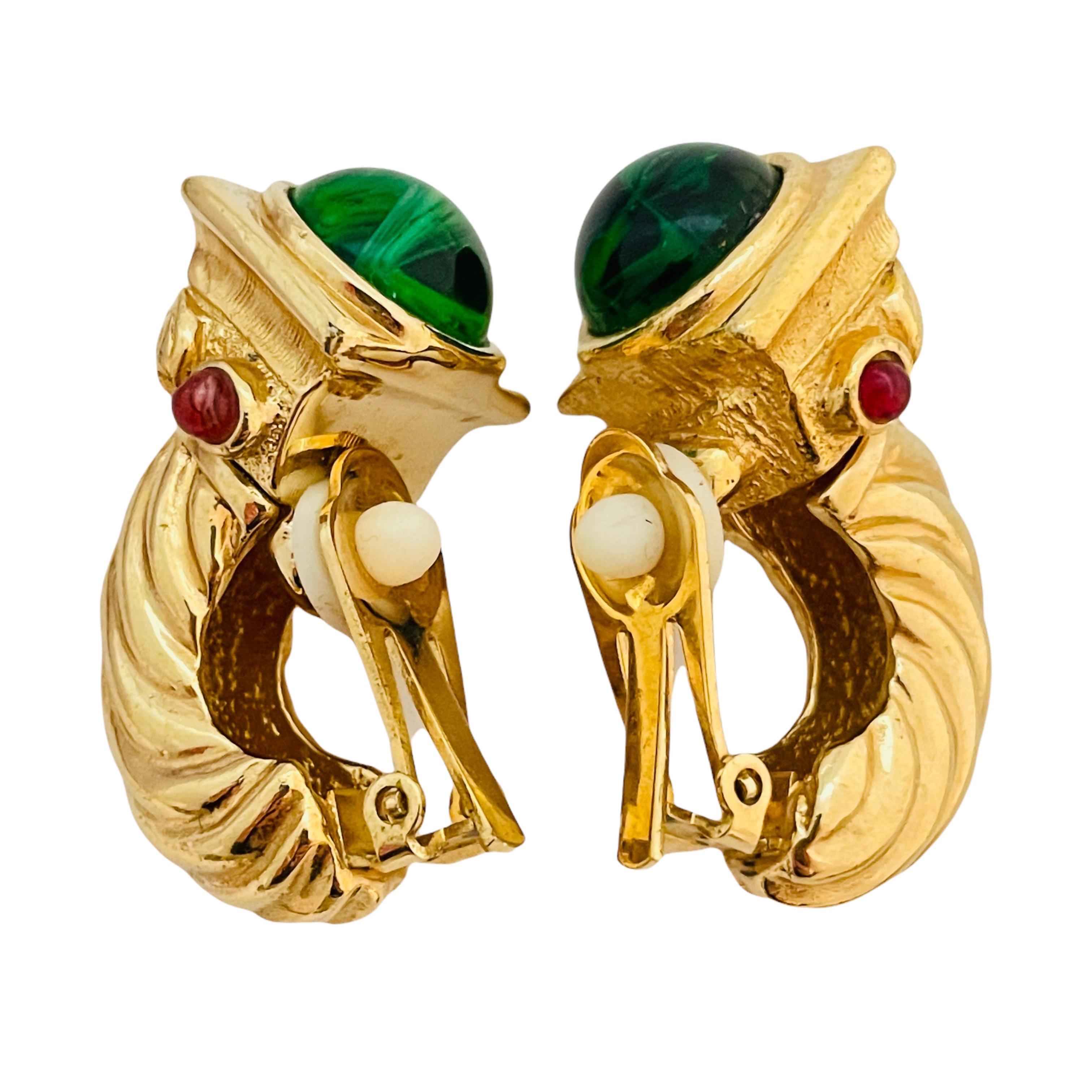 Vintage gold rope emerald gripoix cabochon designer runway clip on earrings For Sale 1