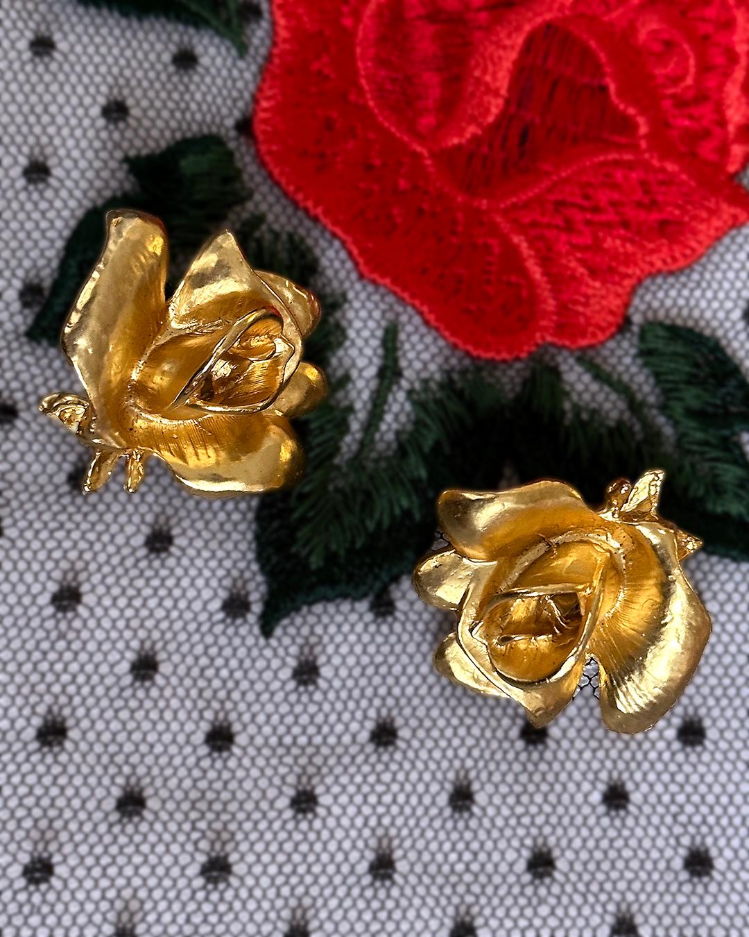 Vintage Gold Rose Earrings For Sale 1