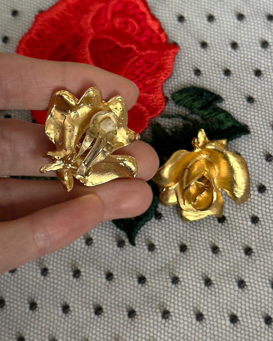 Vintage Gold Rose Earrings For Sale 2
