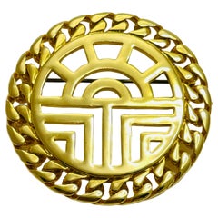 Vintage gold round chain designer brooch