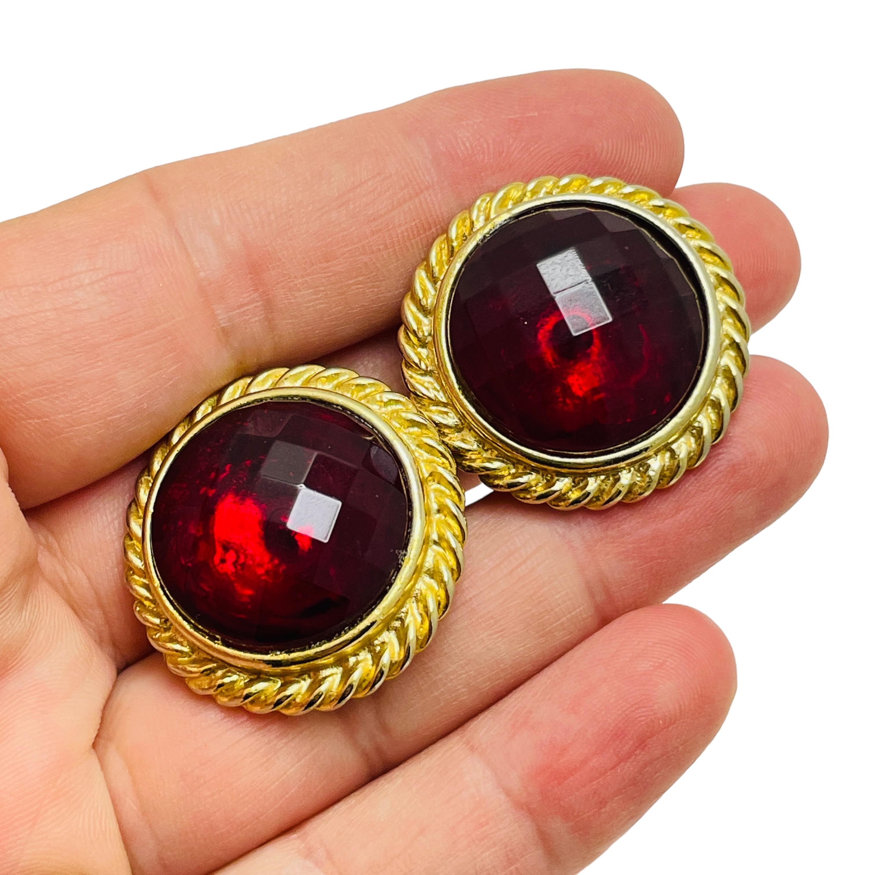 Women's Vintage gold ruby red glass designer runway clip on earrings For Sale