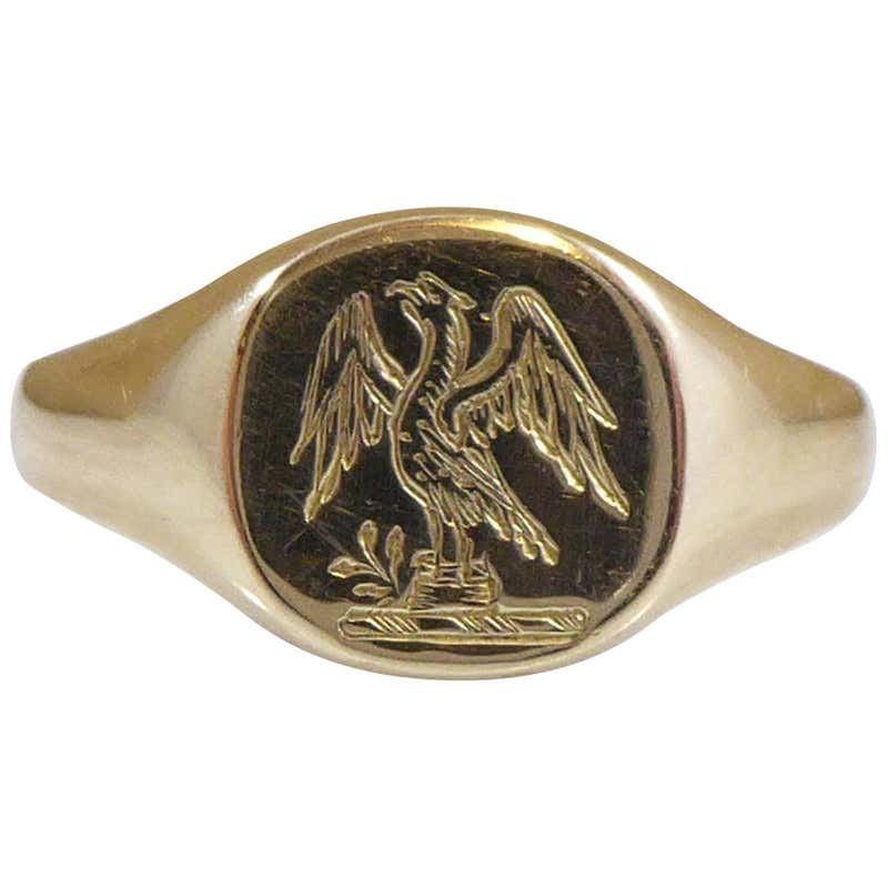 Signet Ring Real Vintage Gold Signet Ring with Engraved Crest Design at 1stDibs
