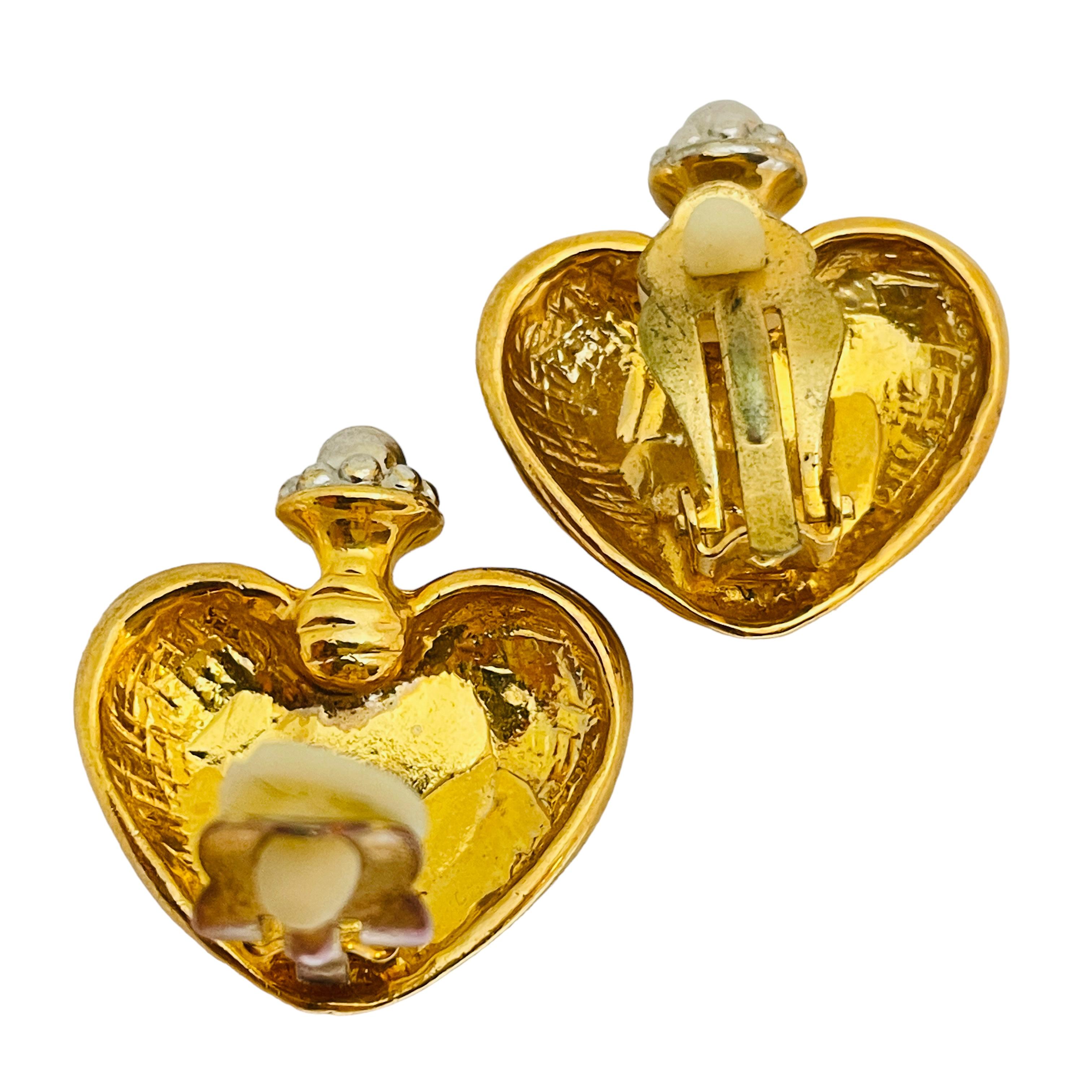 Vintage gold silver designer runway clip on earrings In Good Condition For Sale In Palos Hills, IL