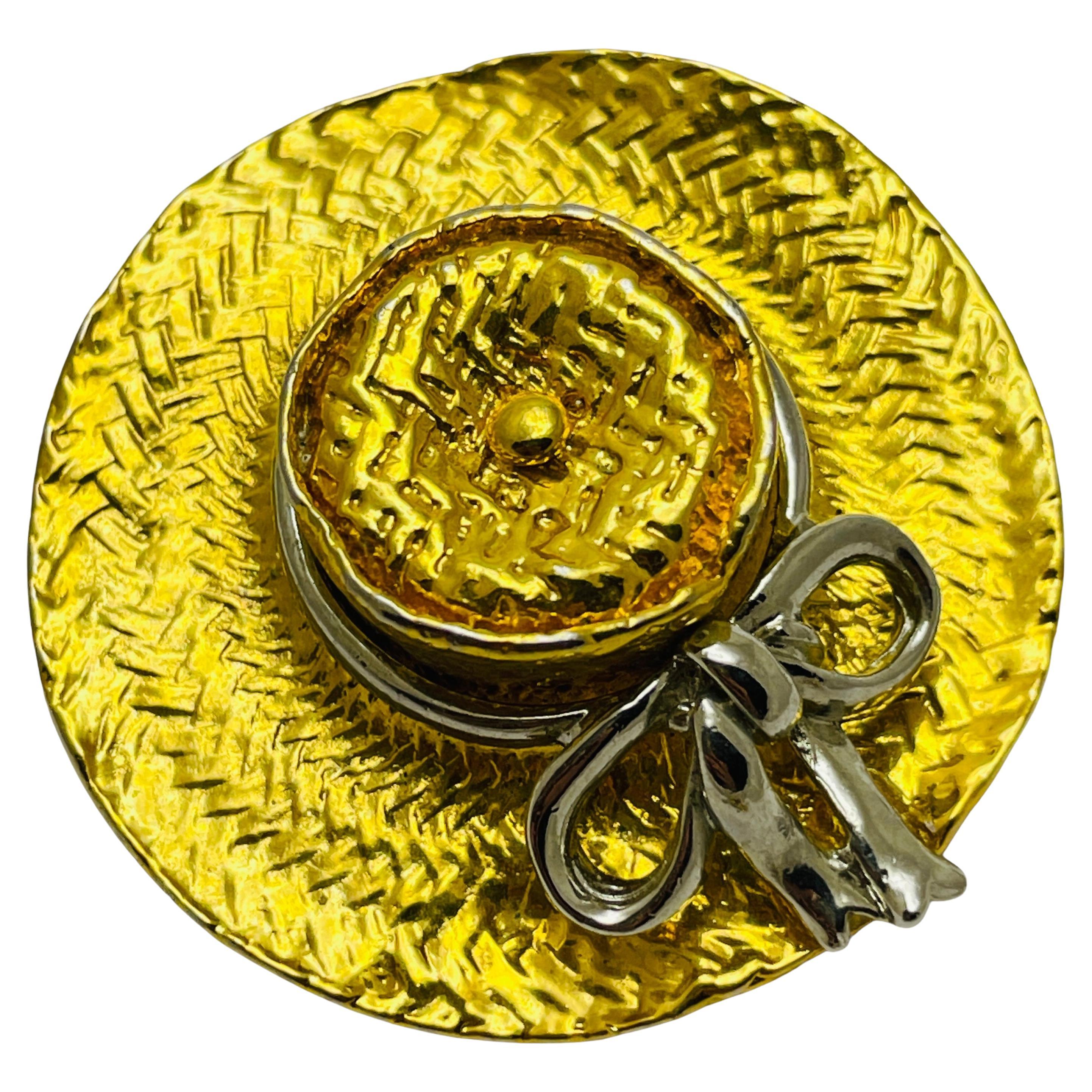 Vintage gold silver hat designer runway brooch For Sale