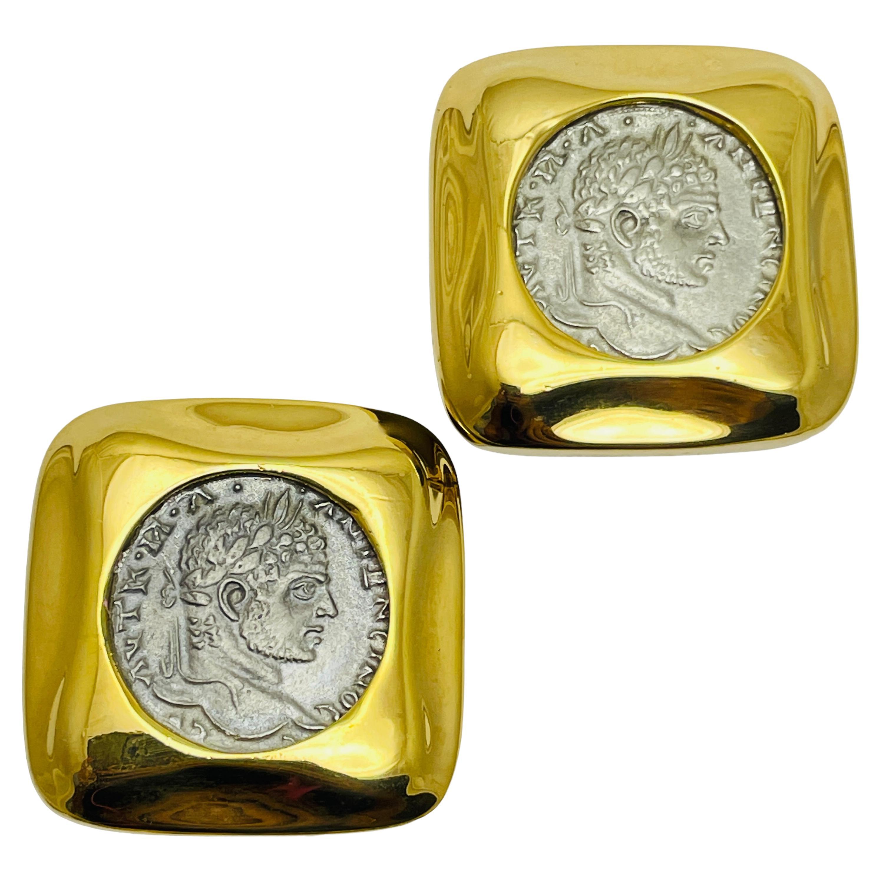 Orecchini a clip vintage in oro e argento con moneta etrusca di design