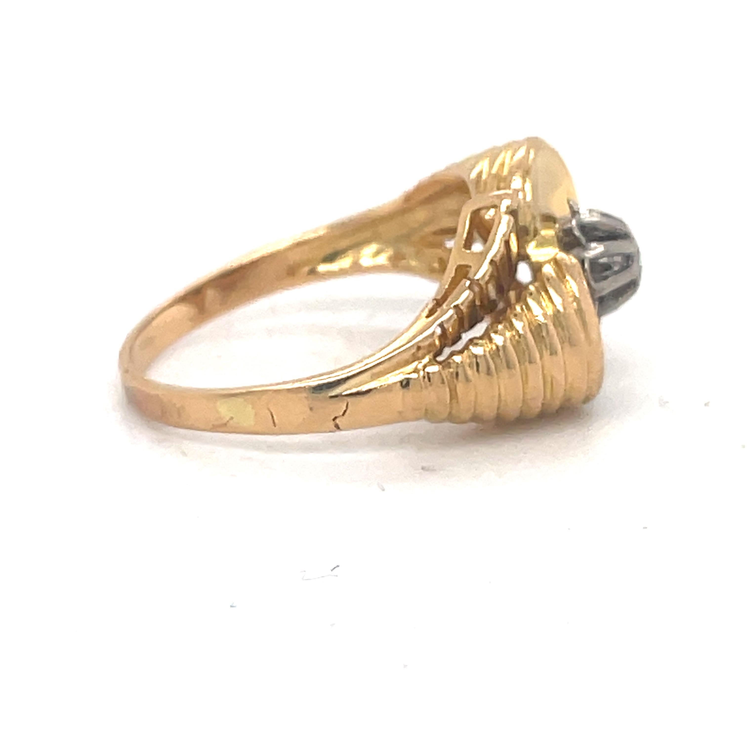 Vintage Gold Spairel Ring, 0.06CT Diamond, 18k Yellow Gold ring, tourbillon Ring For Sale 1