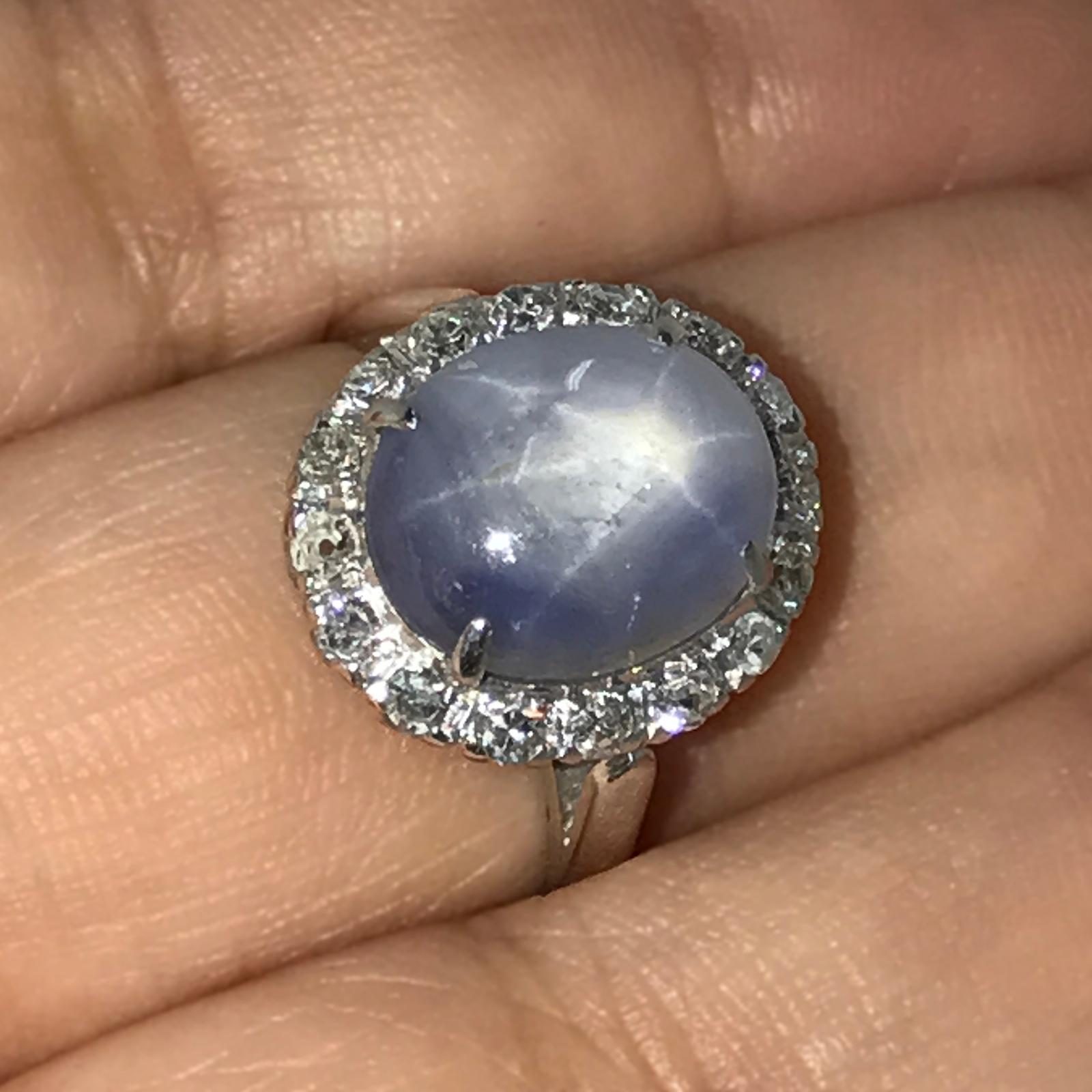 Retro Vintage 14 Karat Star Sapphire Diamond Ring, 0.32 Carat For Sale