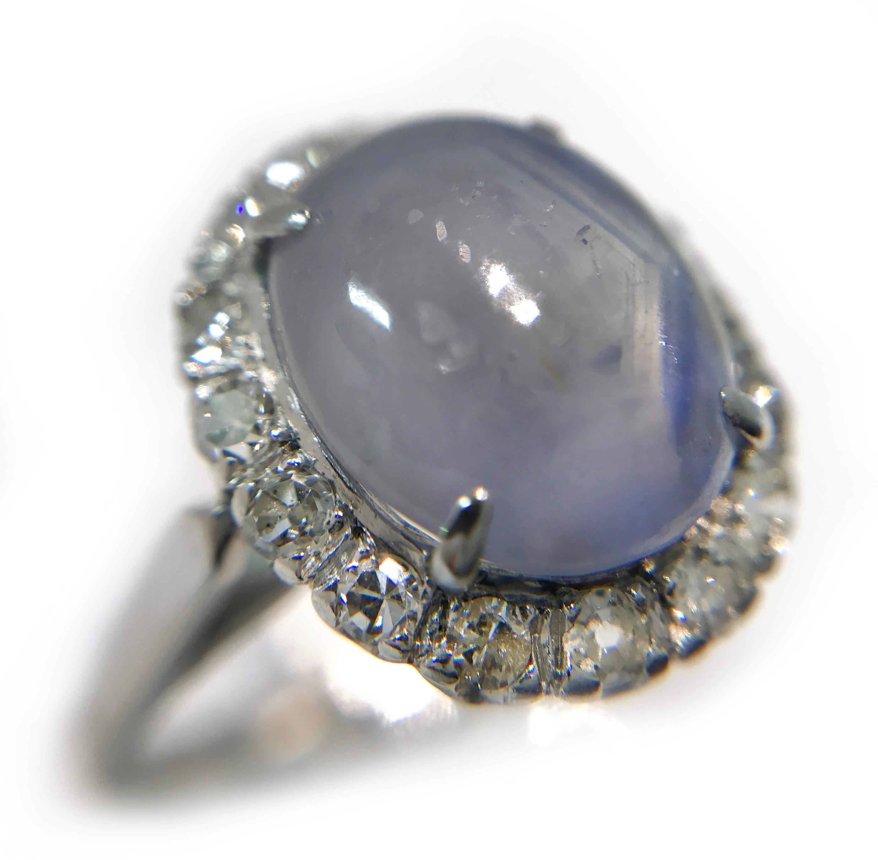 Women's or Men's Vintage 14 Karat Star Sapphire Diamond Ring, 0.32 Carat For Sale
