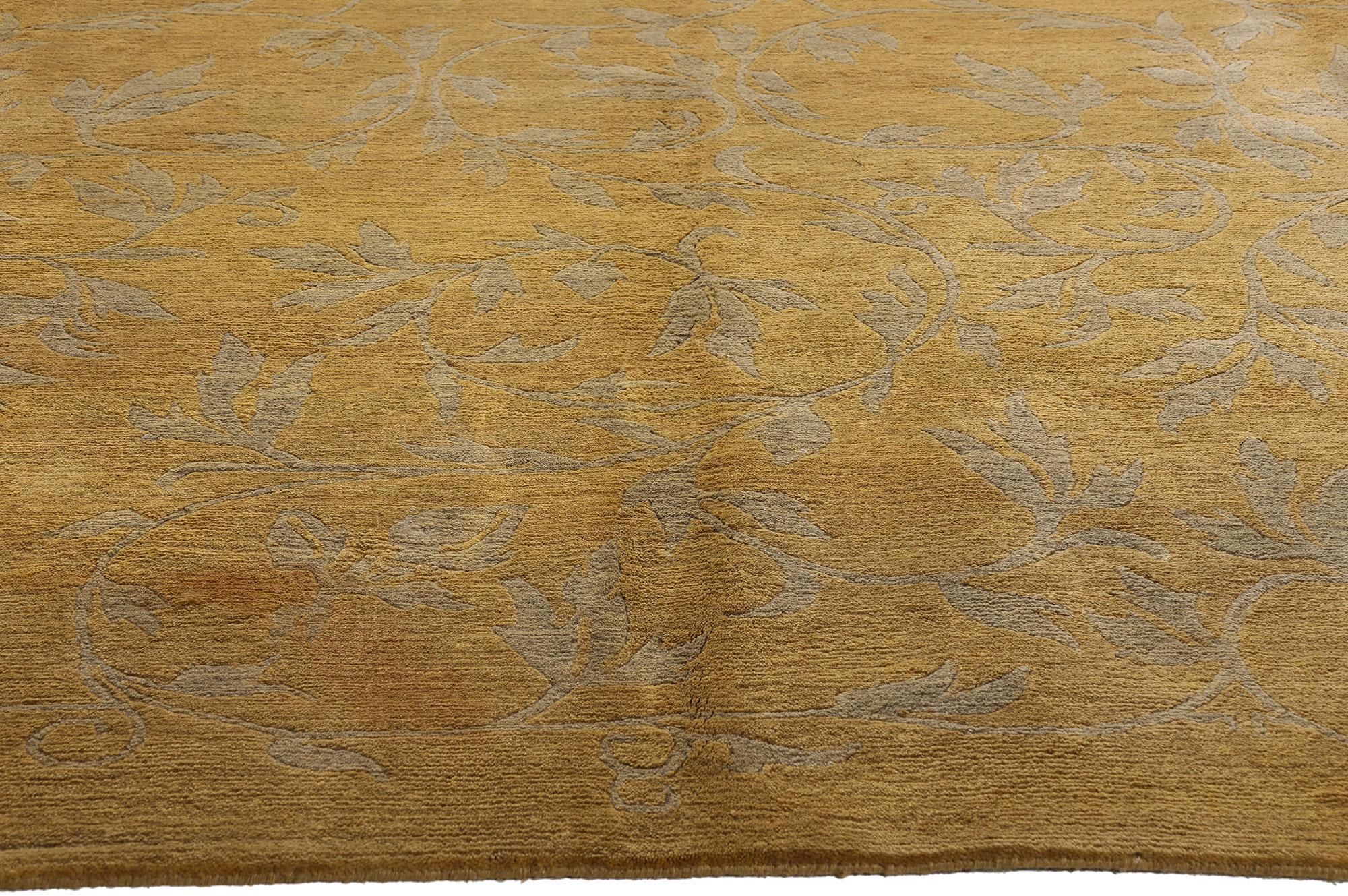 Tibetischer Teppich in Gold mit modernem, traditionellem Stil aus Gold (Wolle) im Angebot