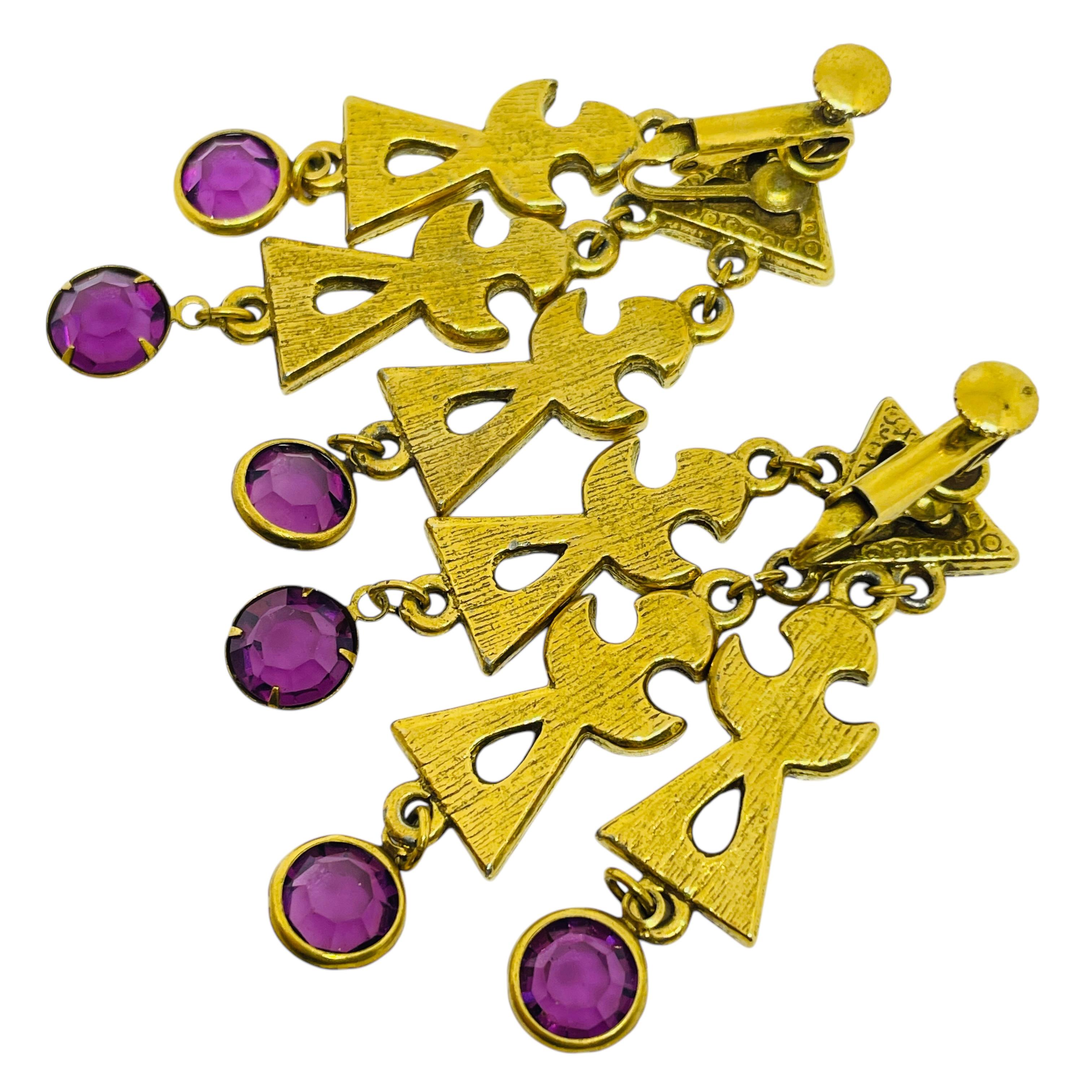 Orecchini a clip d'epoca in vetro ametista con penzoloni di design In condizioni buone in vendita a Palos Hills, IL