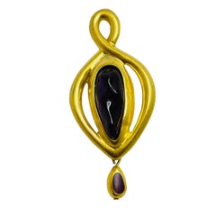 Vintage gold tone amethyst purple poured glass designer brooch