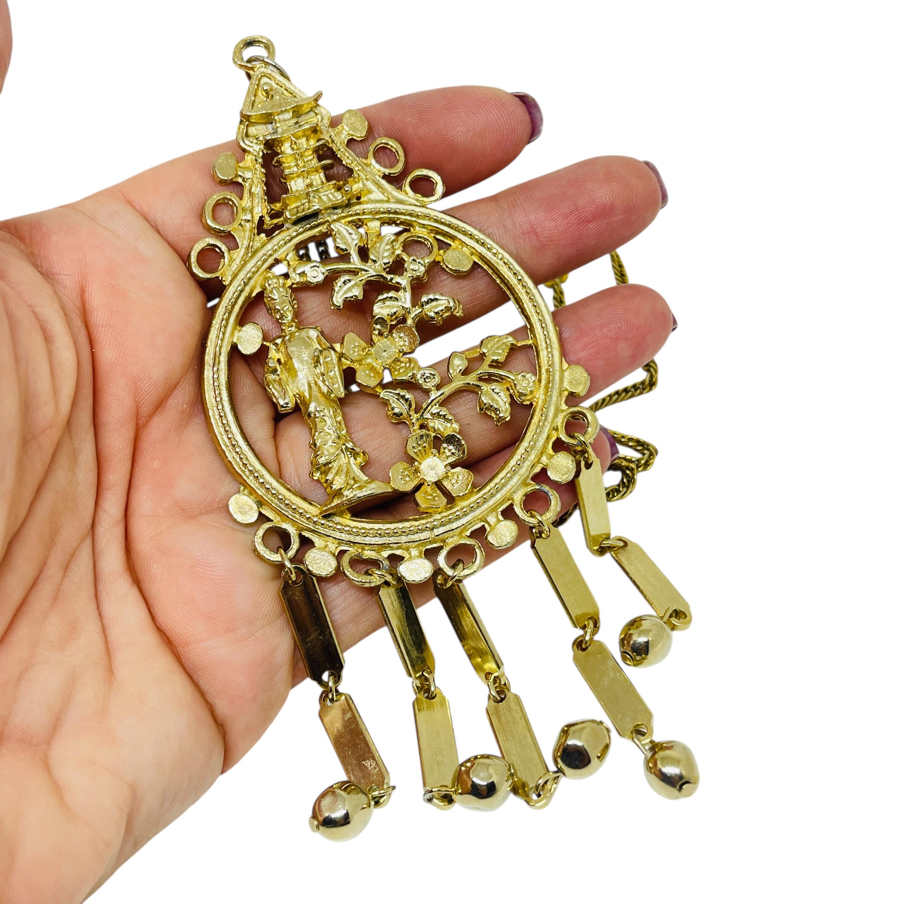 DETTAGLI

- senza segno

- tono oro 

- collana di design vintage
 
MISURE  

- CONDIZIONE

-  ottime condizioni vintage con minimi segni di usura 

 Sku 55

❤️❤️   GIOIELLI DI DESIGN VINTAGE   ❤️❤️

❤️❤️  ALEXANDER'S BOUTIQUE  ❤️❤️