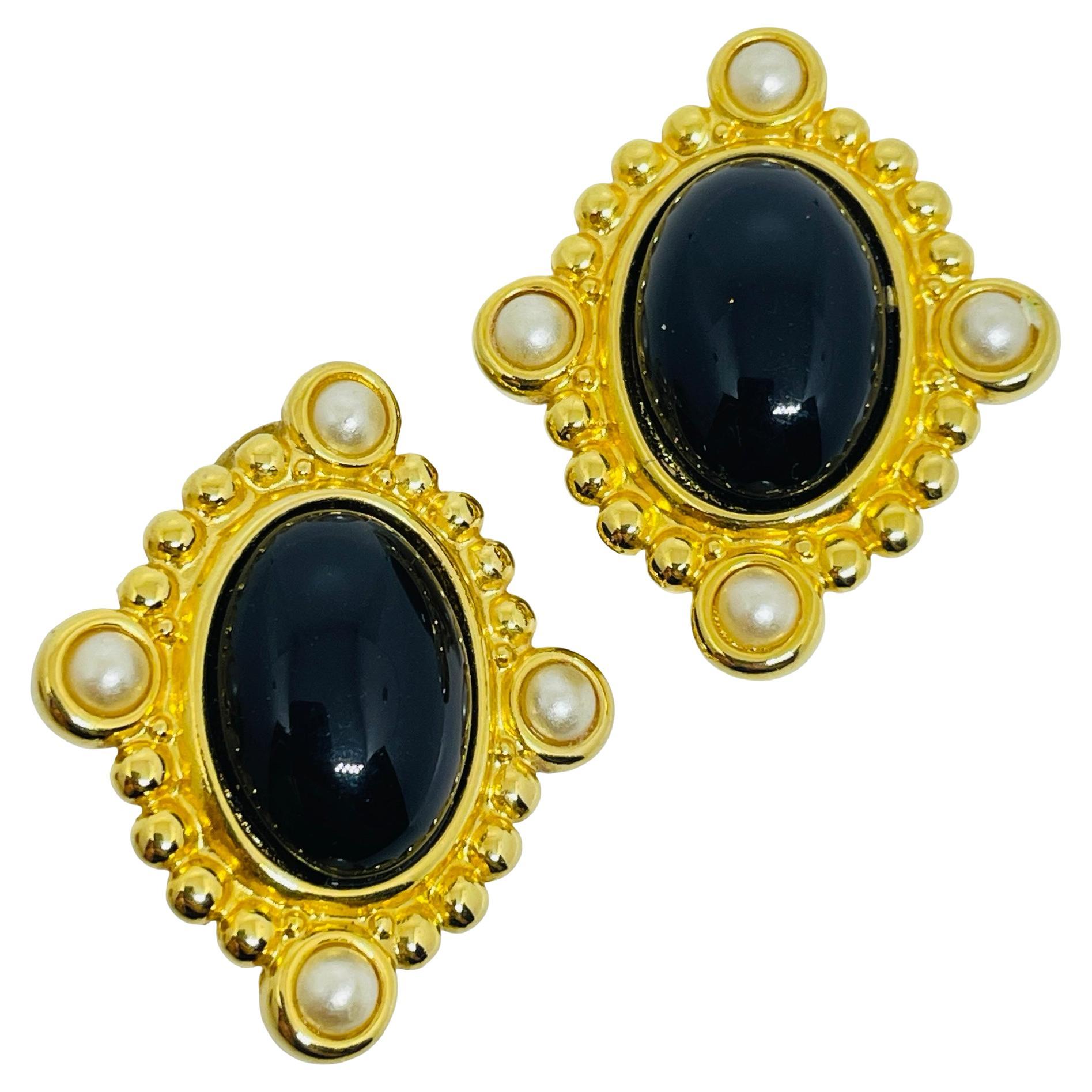 Vintage Gold Ton schwarz cab Perlen Malteser Kreuz Designer Clip auf Ohrringe