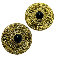 Vintage gold tone black cabs designer clip on earrings