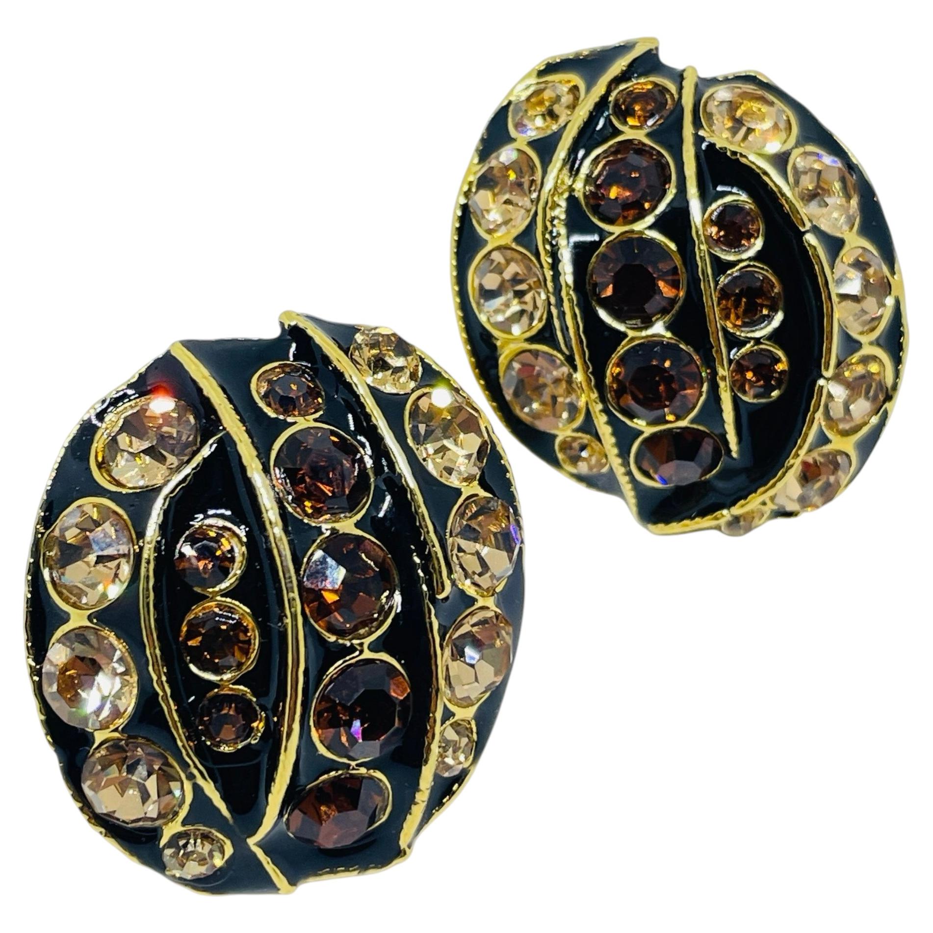 Pendientes de clip de diseño, de estilo vintage, en tono dorado, con esmalte negro, ámbar y pedrería, de gran tamaño