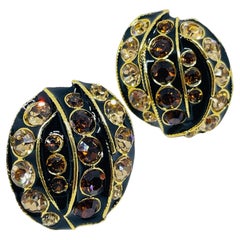 Pendientes de clip de diseño, de estilo vintage, en tono dorado, con esmalte negro, ámbar y pedrería, de gran tamaño