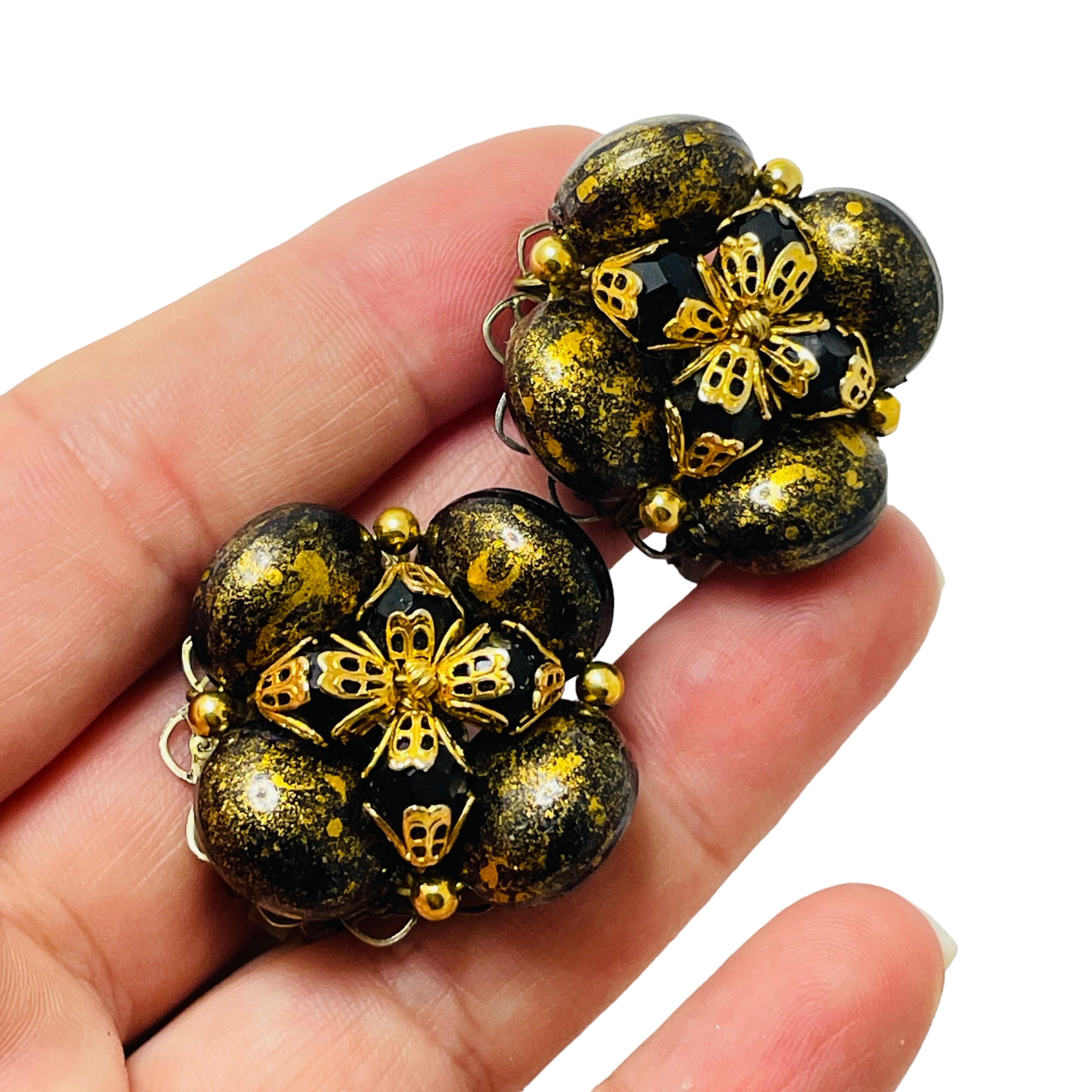 Women's Vintage gold tone black glass beaded cluster clip on earrings For Sale