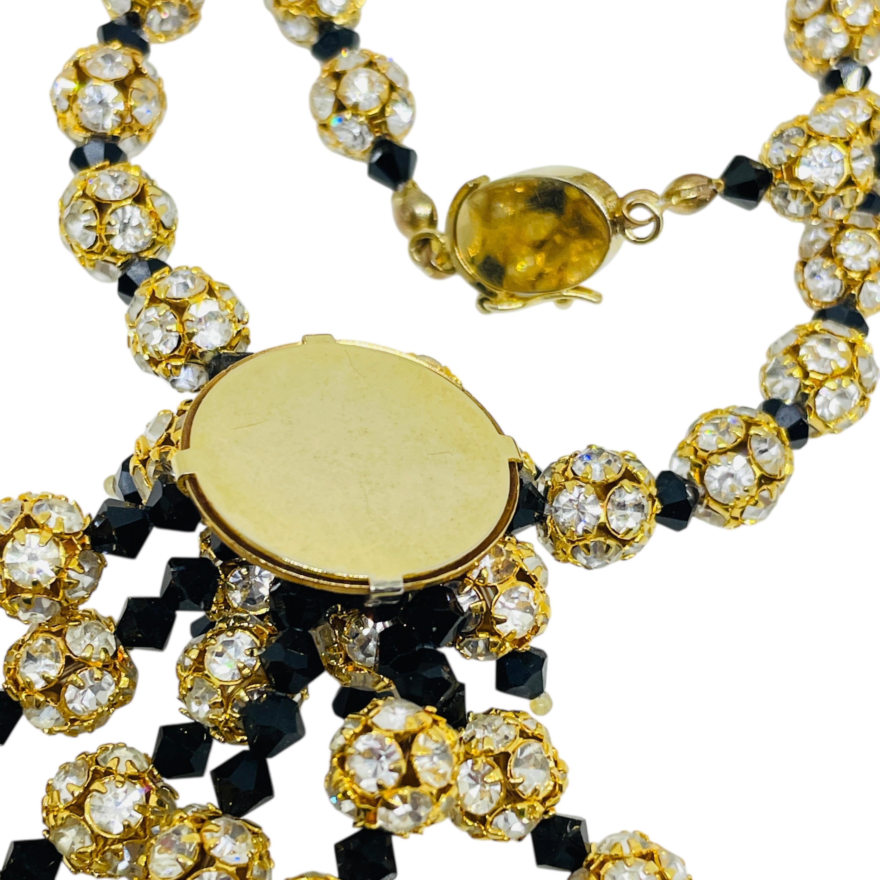 Vintage Gold Ton schwarz Glasperlen Strass Cluster einzigartige Halskette im Zustand „Gut“ im Angebot in Palos Hills, IL