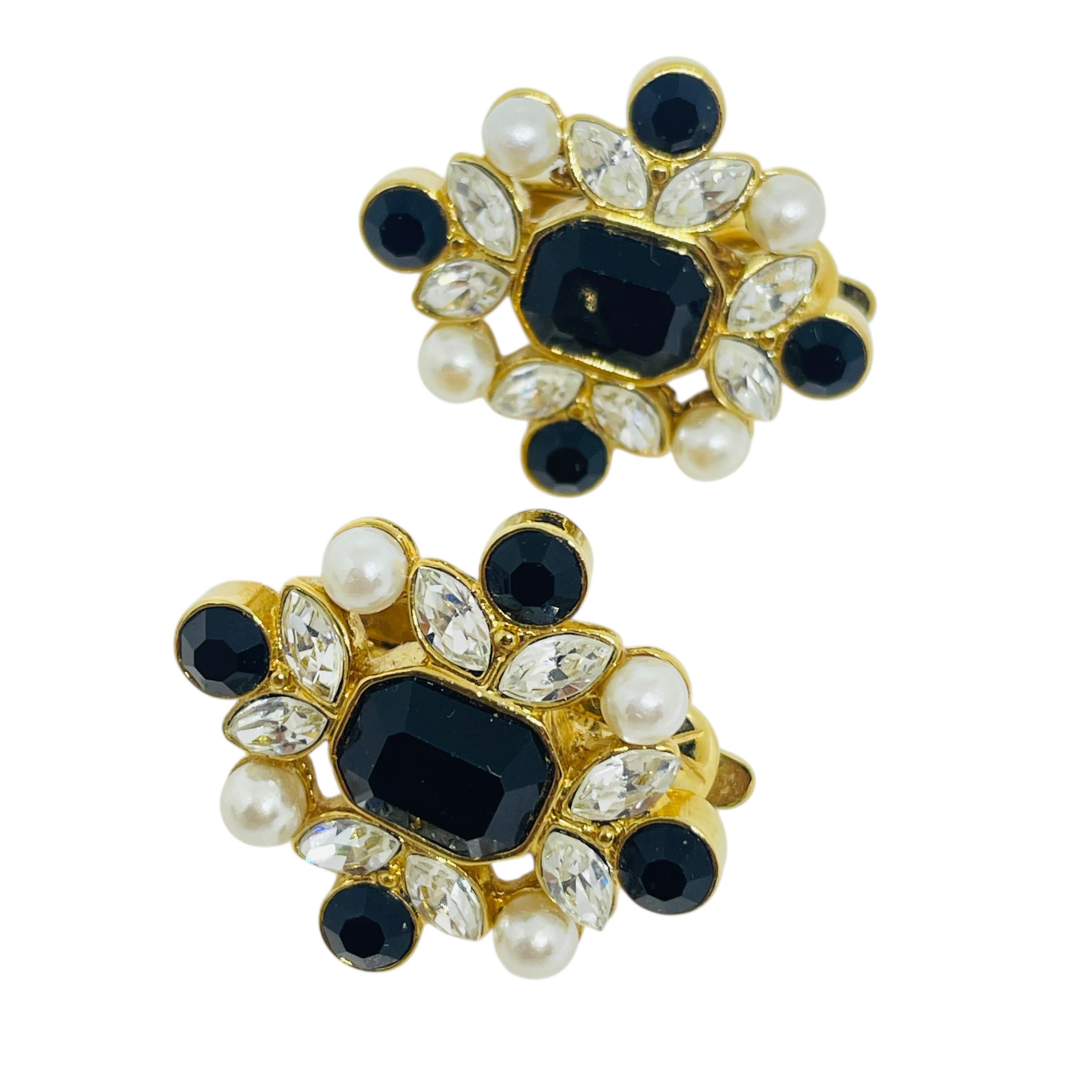 Vintage Gold Ton schwarz Glas Strass Designer Clip auf Ohrringe für Damen oder Herren im Angebot