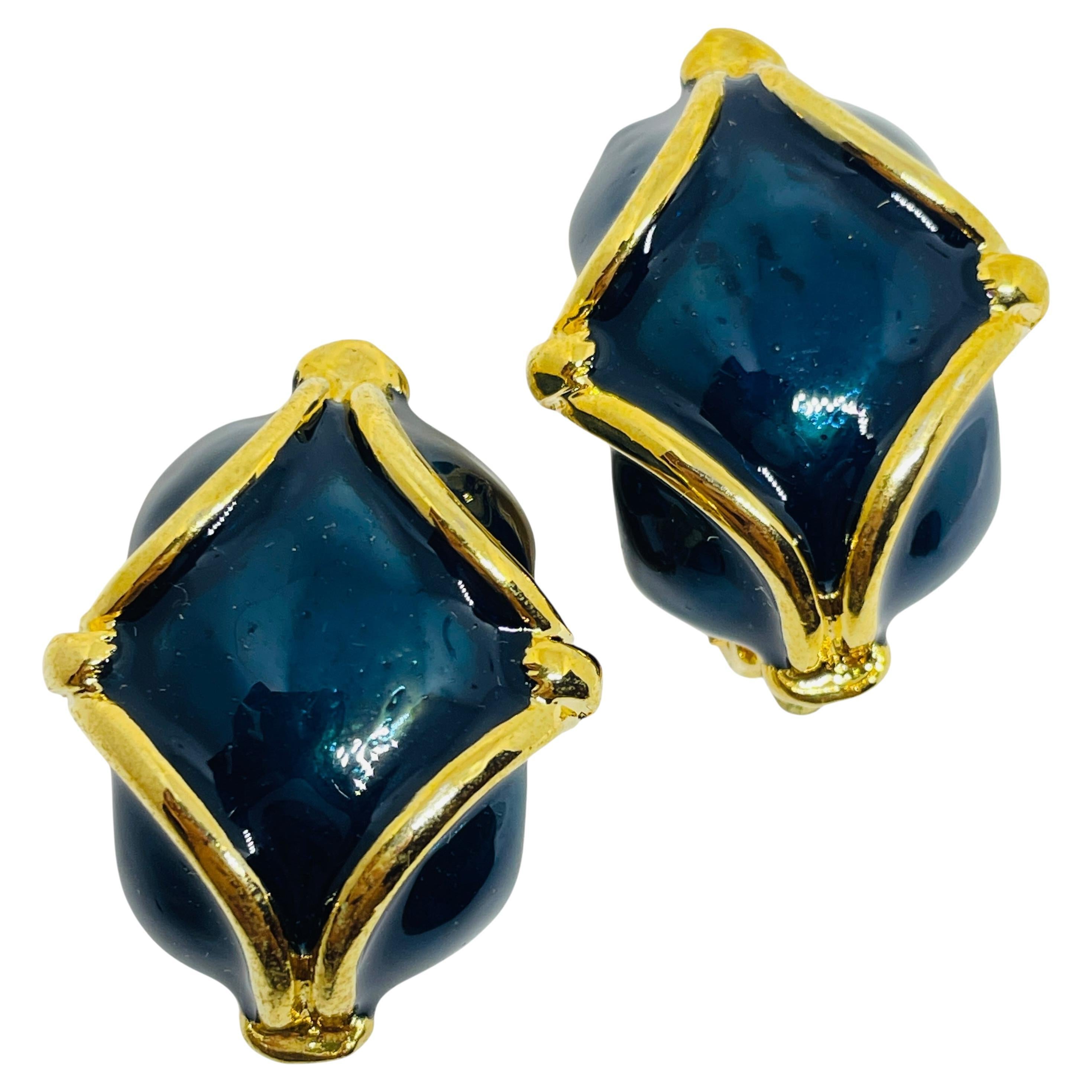 Orecchini a clip vintage anni
80 in oro e smalto blu di design