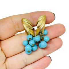 Vintage gold tone blue faux turquoise beads designer dangle clip on earrings