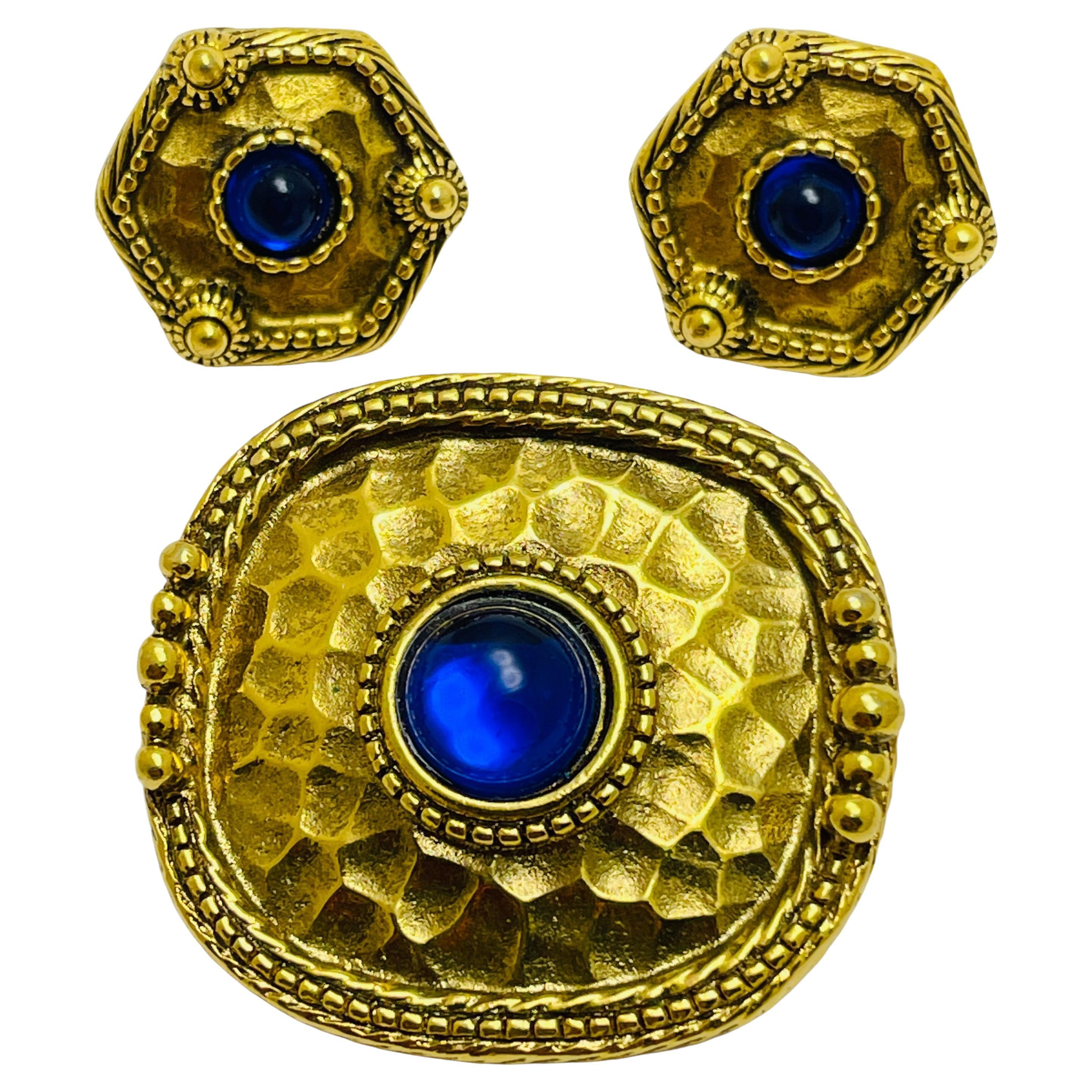Conjunto de pendientes broche vintage de cristal azul dorado de diseño