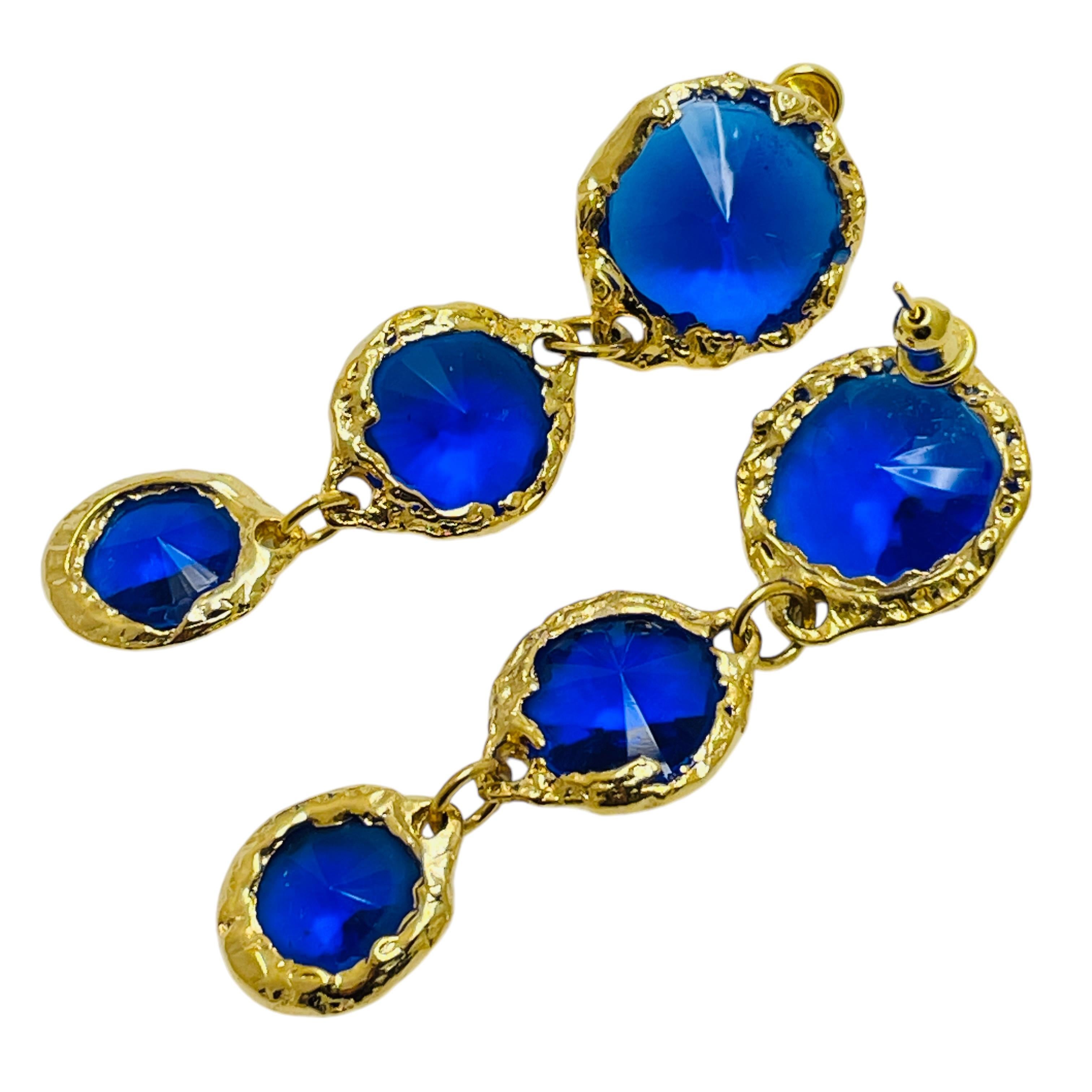 Vintage Gold Ton blau Glas Designer baumeln durchbohrt Ohrringe im Zustand „Gut“ im Angebot in Palos Hills, IL