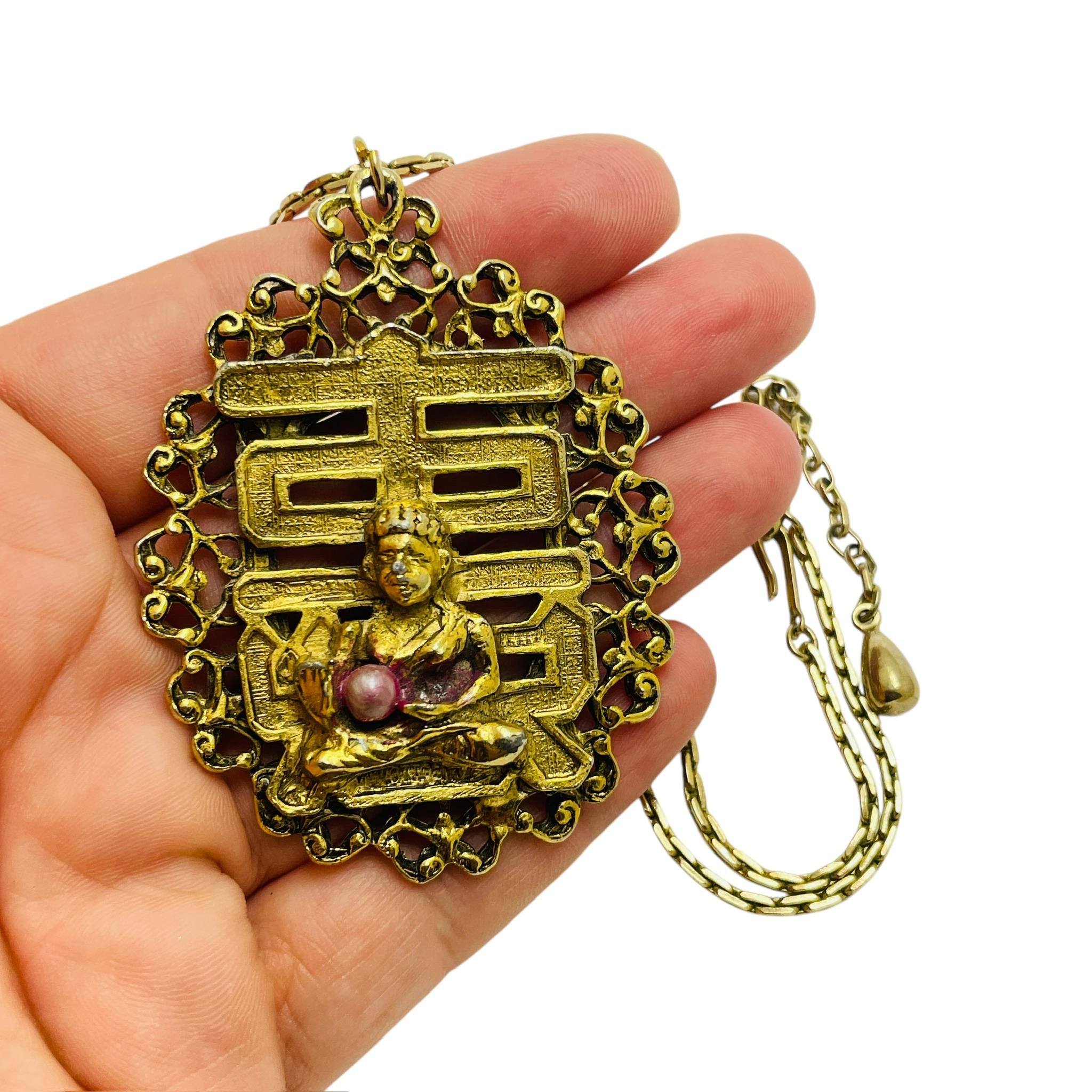 De las mujeres Collar vintage con colgante de Buda en tono dorado en venta