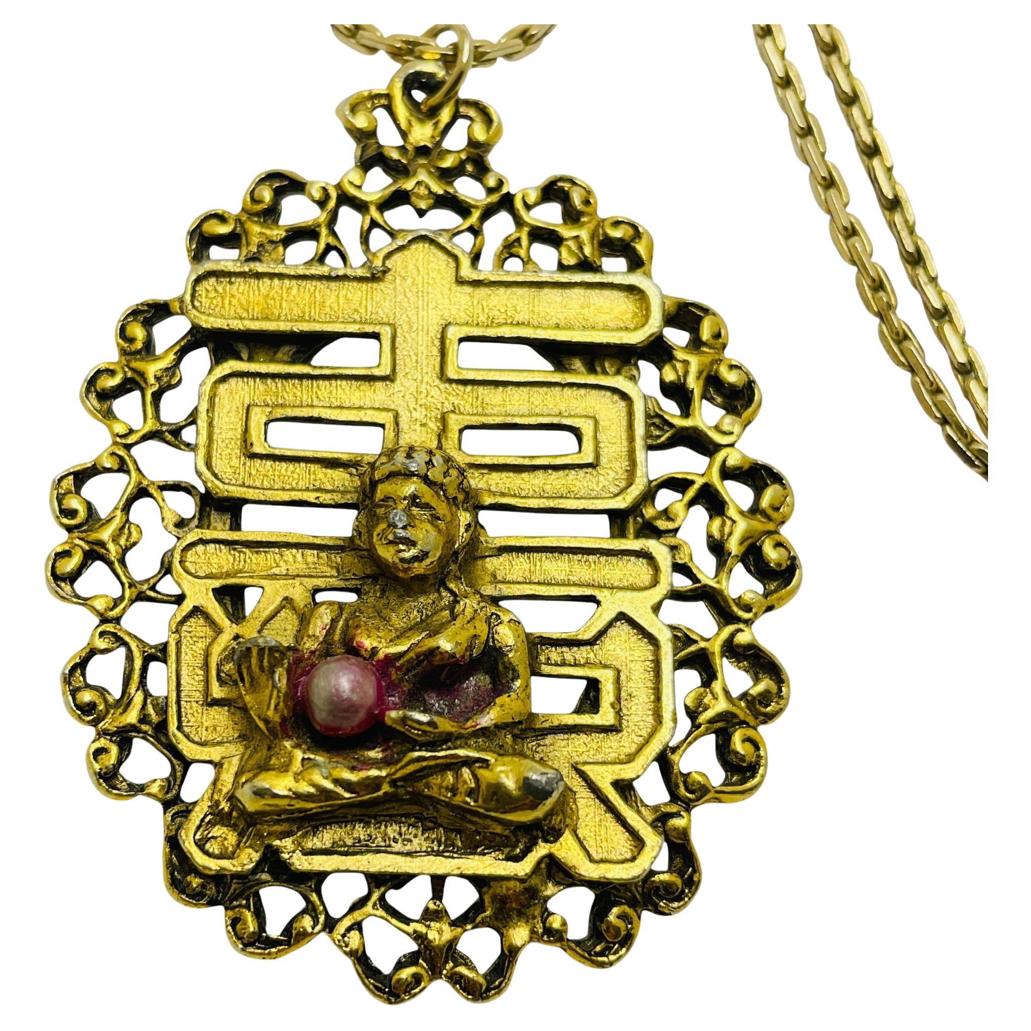 Collar vintage con colgante de Buda en tono dorado