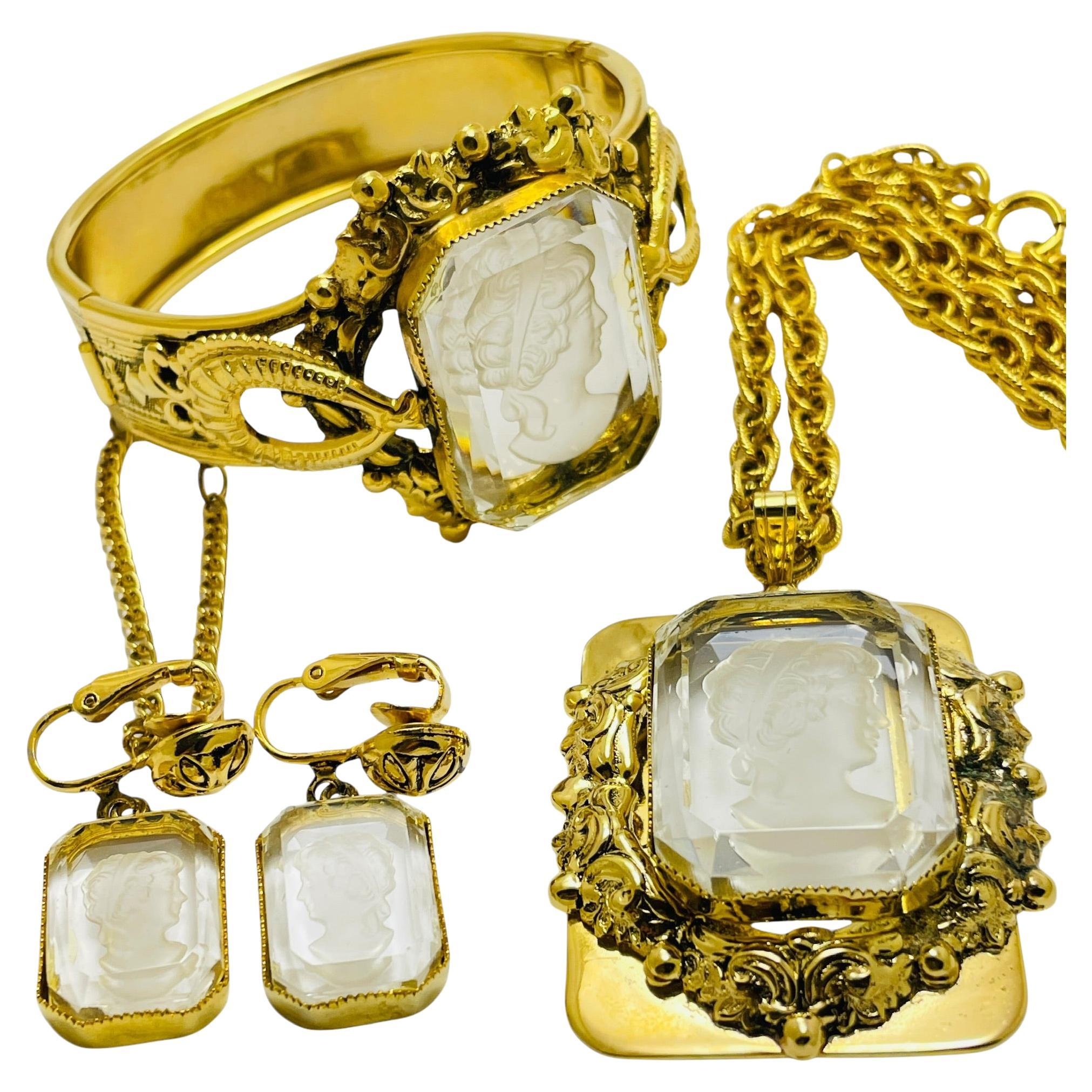 Vintage gold tone carved glass cameo necklace bracelet earrings set For Sale