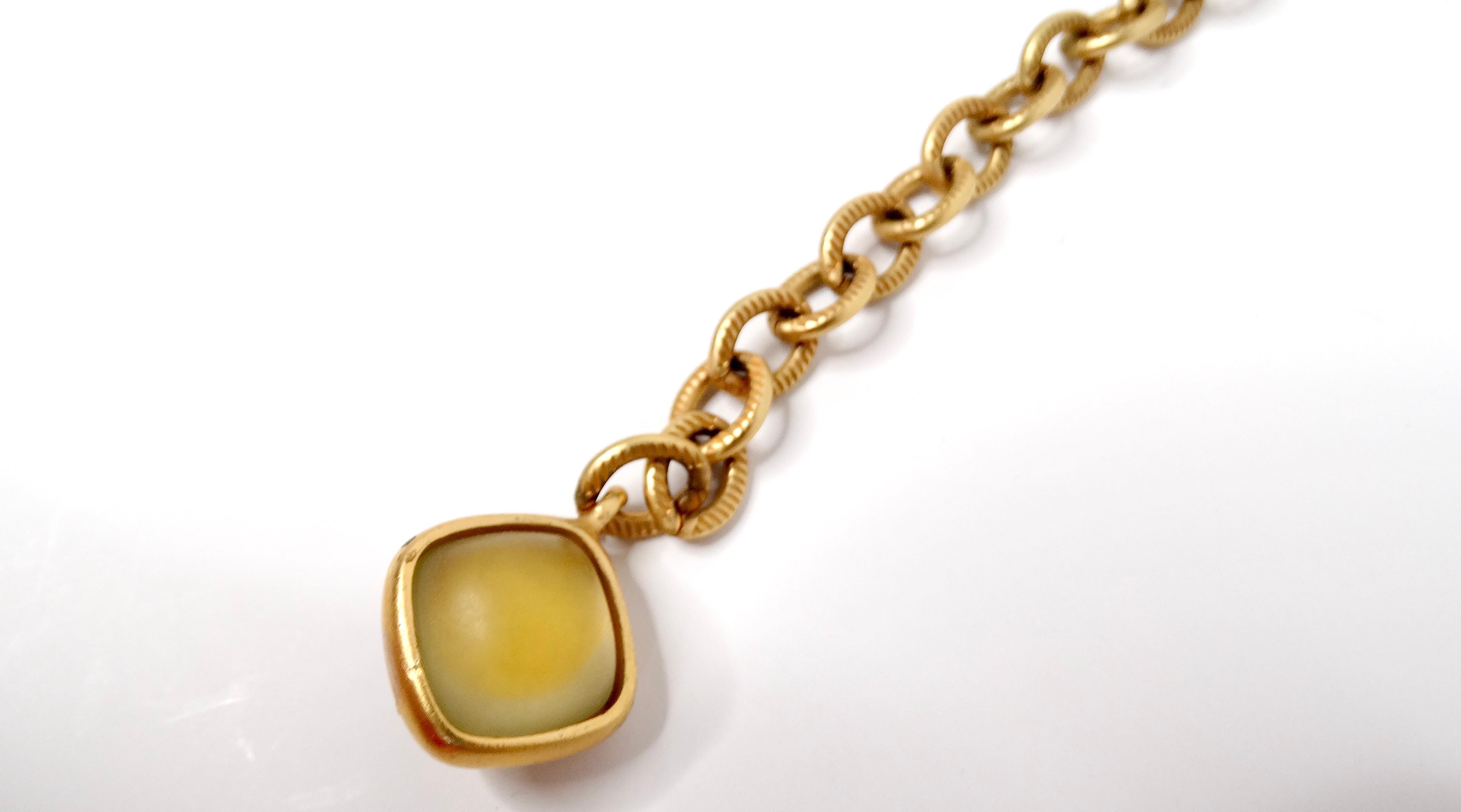 Vintage Gold Tone Chain Link Belt With Olive Green Accents In Good Condition For Sale In Scottsdale, AZ