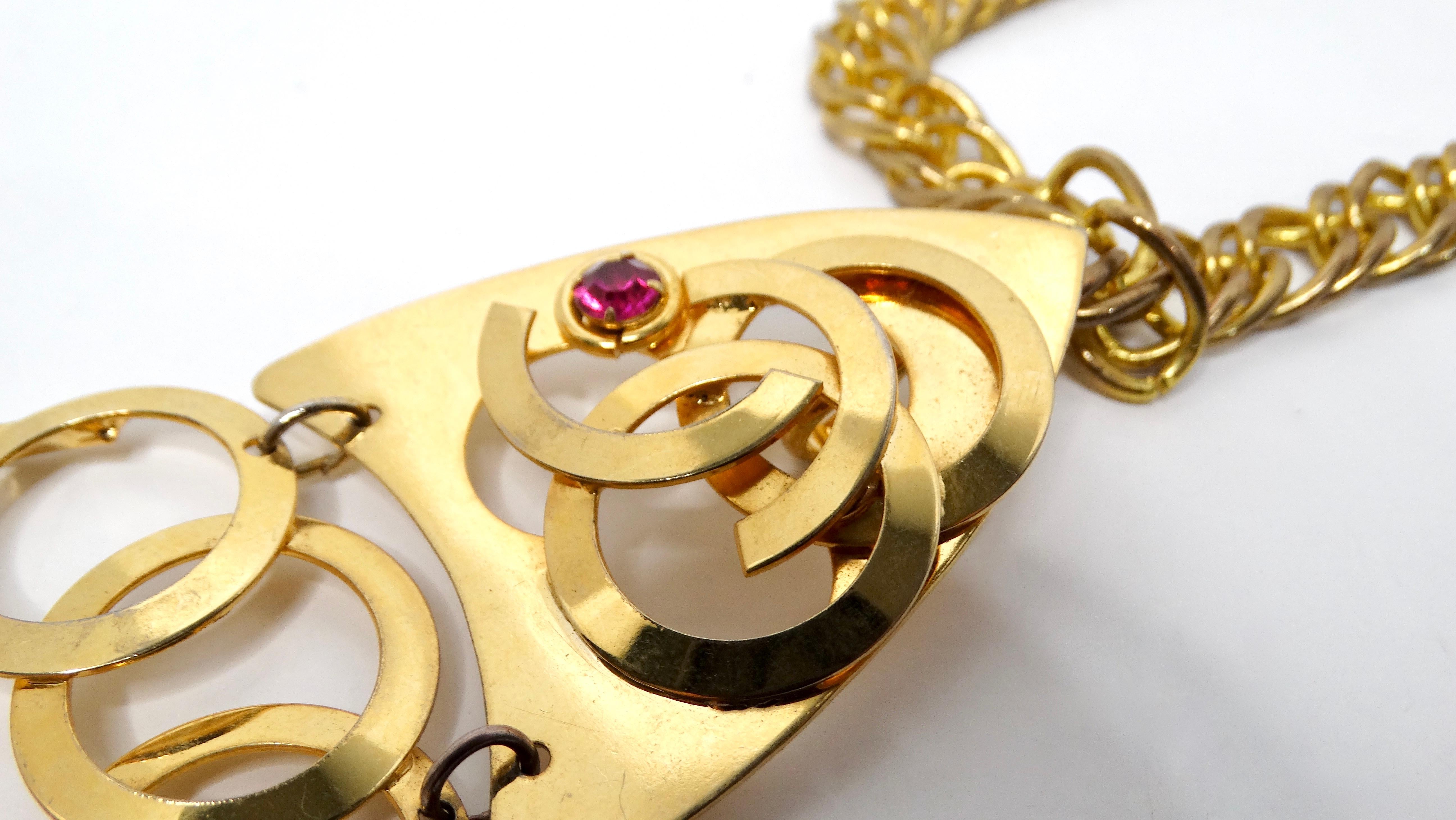 Collier vintage à maillons de chaîne en or avec pendentif poisson sculptural en mouvement Pour femmes en vente