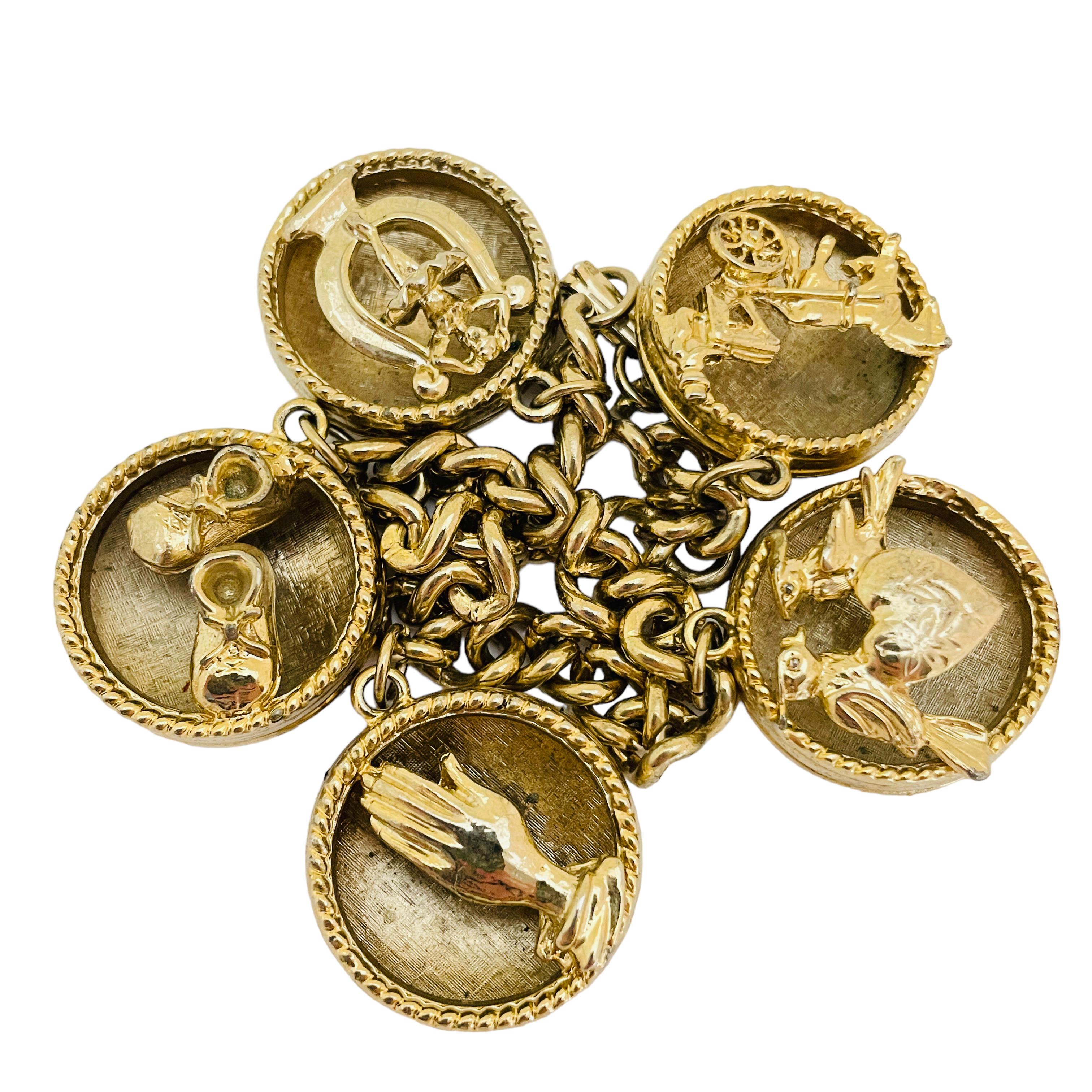 Women's or Men's Vintage gold tone charm chain link bracelet For Sale