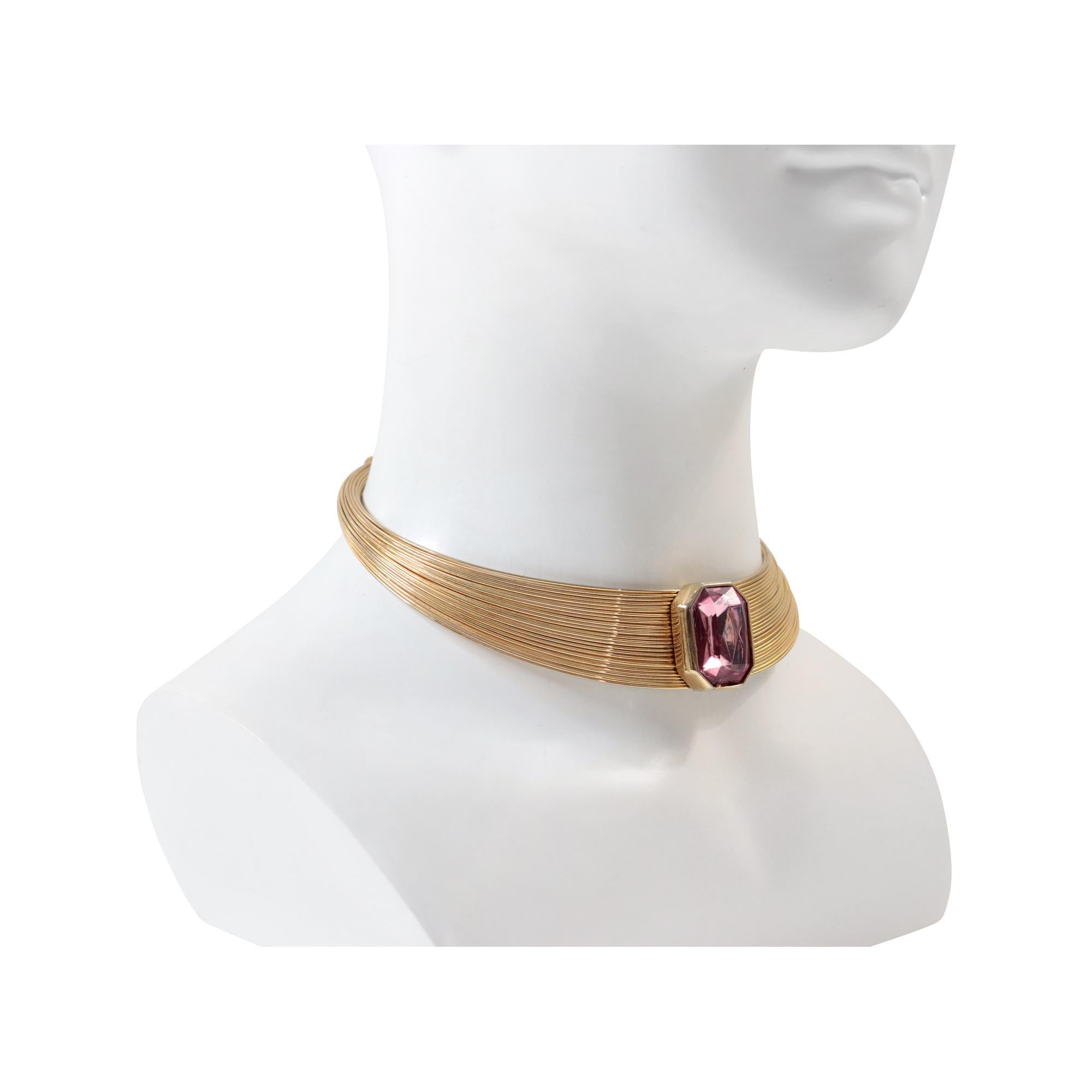 Vintage Gold Tone Choker Necklace with Pink Diamante Circa 1980s For Sale 3