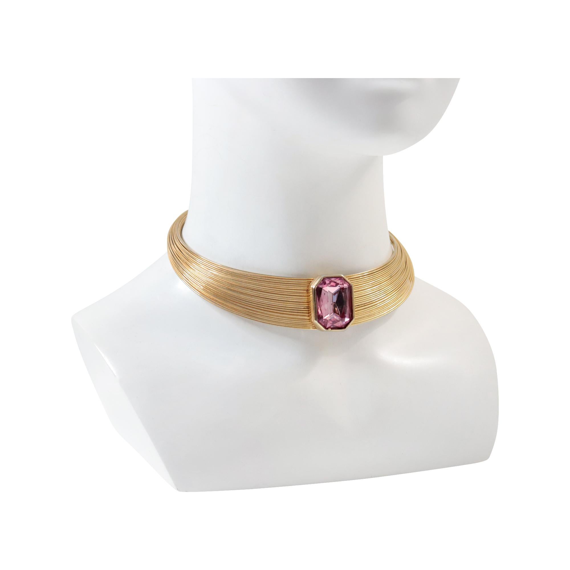 Vintage Gold Tone Choker Necklace with Pink Diamante Circa 1980s For Sale 4