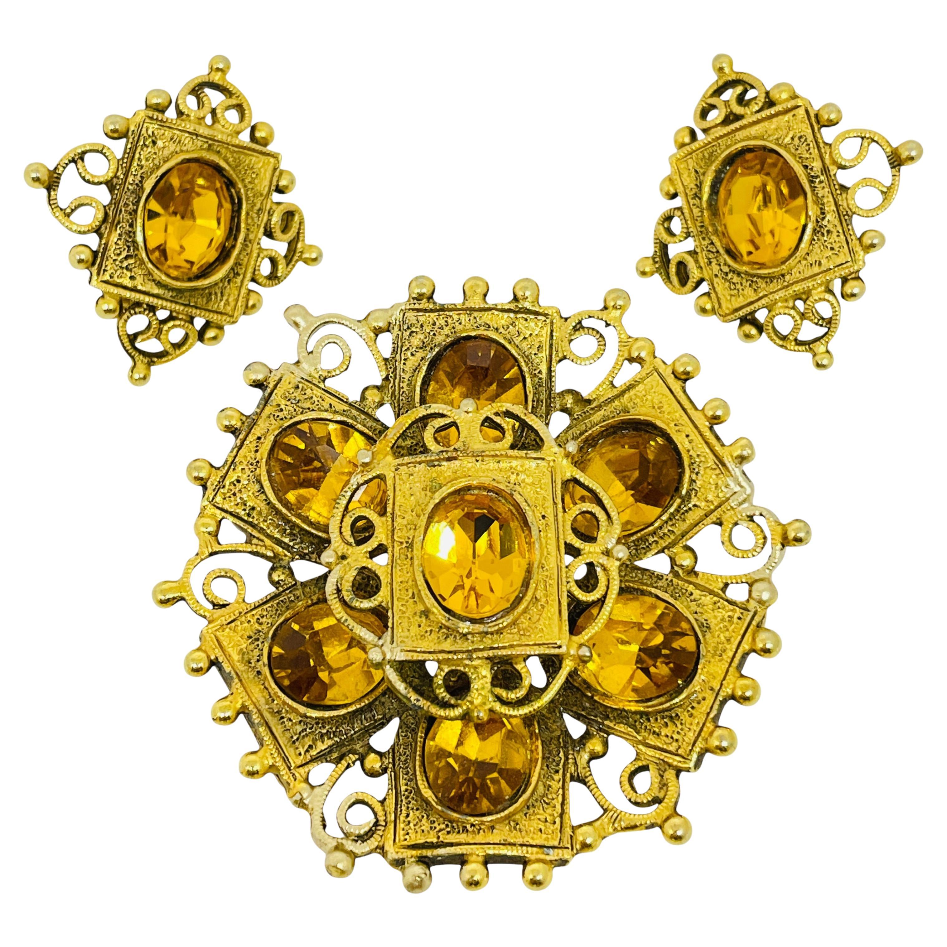 Vintage gold tone citrine glass brooch earrings designer set