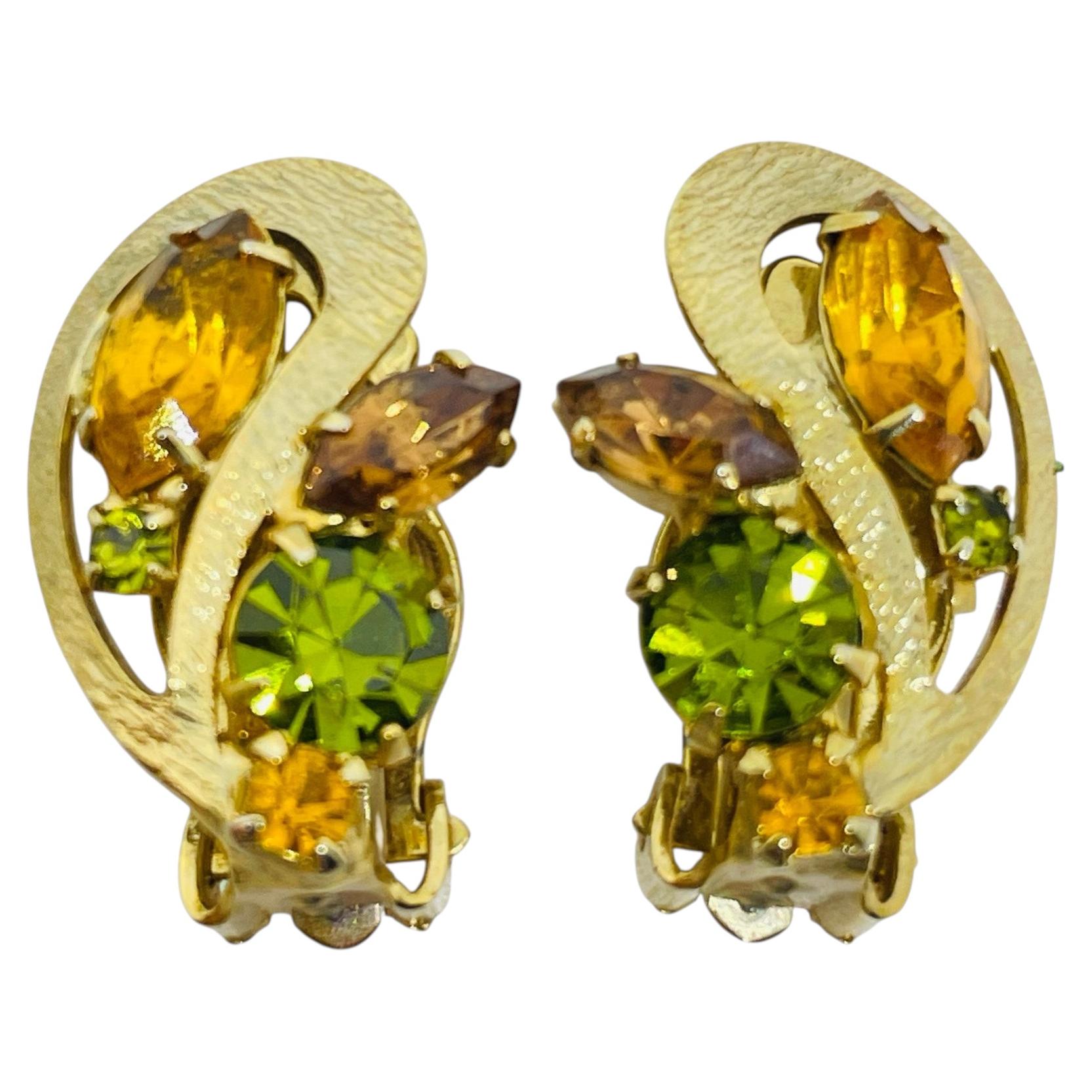 Vintage goldfarbene Citrin-grüne Strass-Steine Designer Clip auf Ohrringe