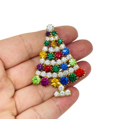 Spilla di design a forma di albero di Natale in stile vintage, color oro, con strass colorati