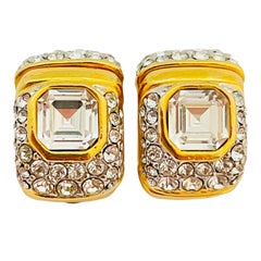 Orecchini a clip di design con cristalli dorati vintage