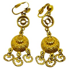 Pendientes vintage de clip dorados