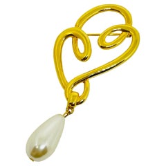 Vintage gold tone dangle  faux pearl designer brooch